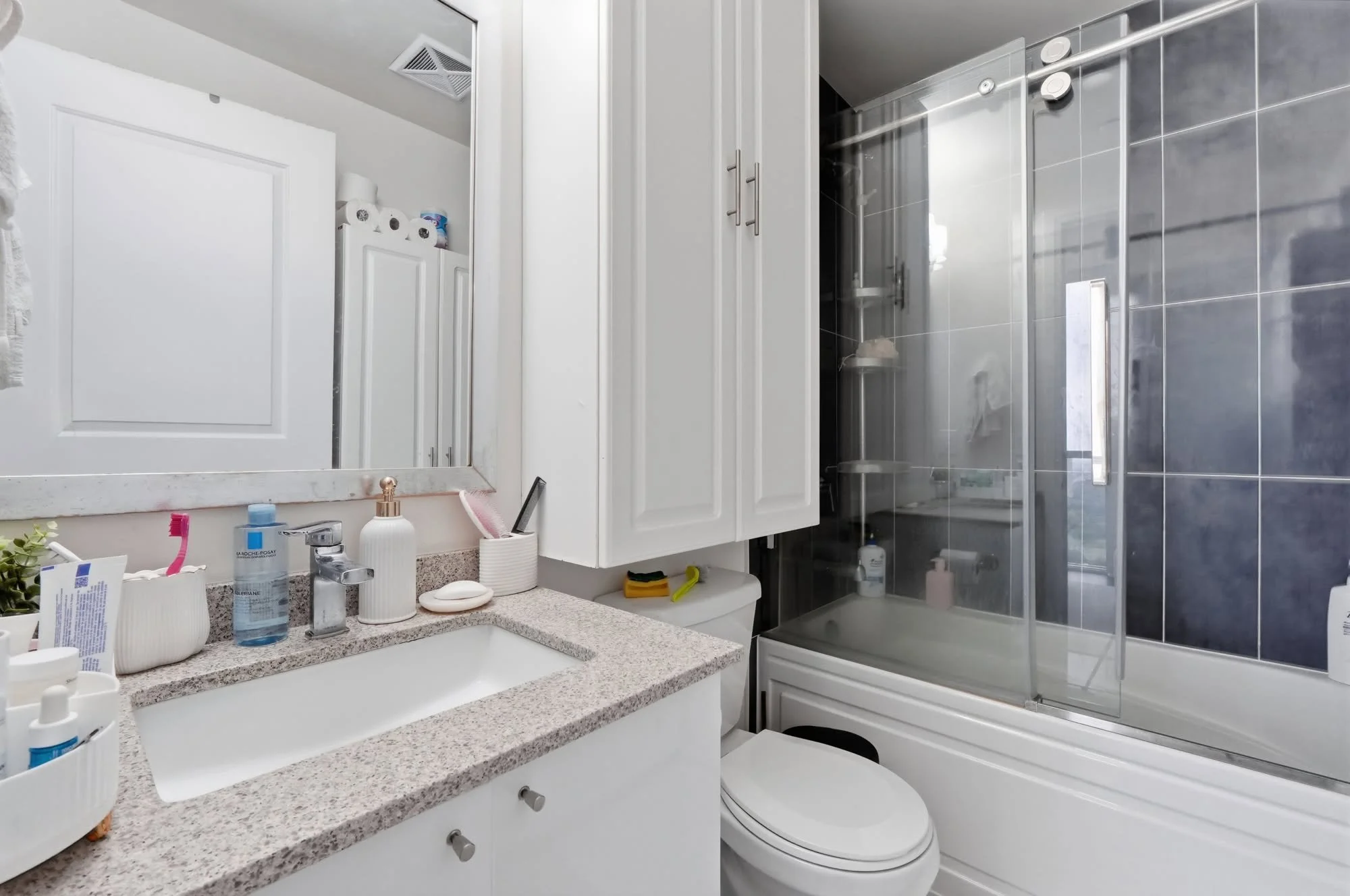 5025-four-springs-ave-condo-for-rent-mississauga-17.jpg