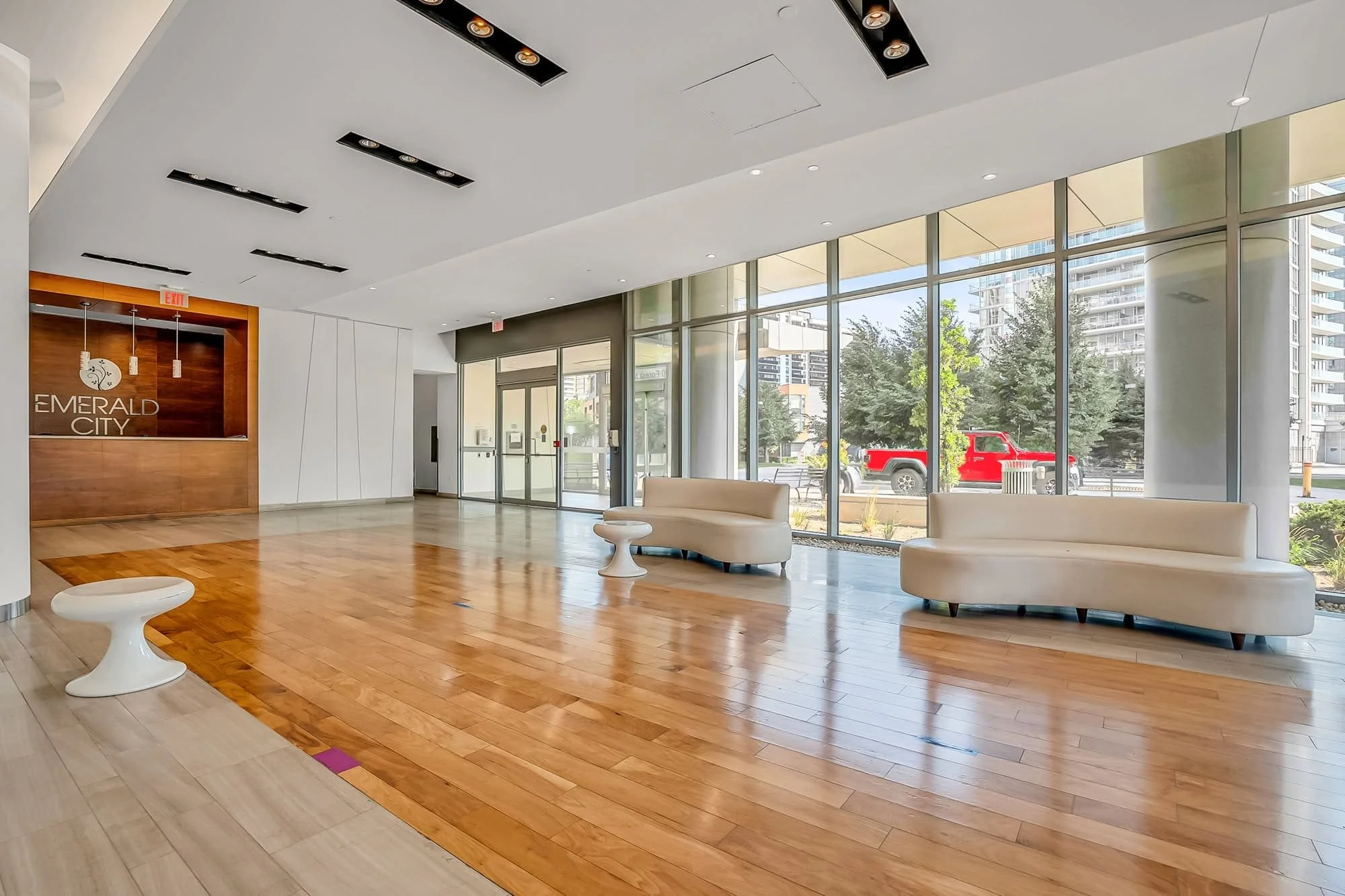 70-forest-manor-rd-1012-condo-for-sale-29.jpg