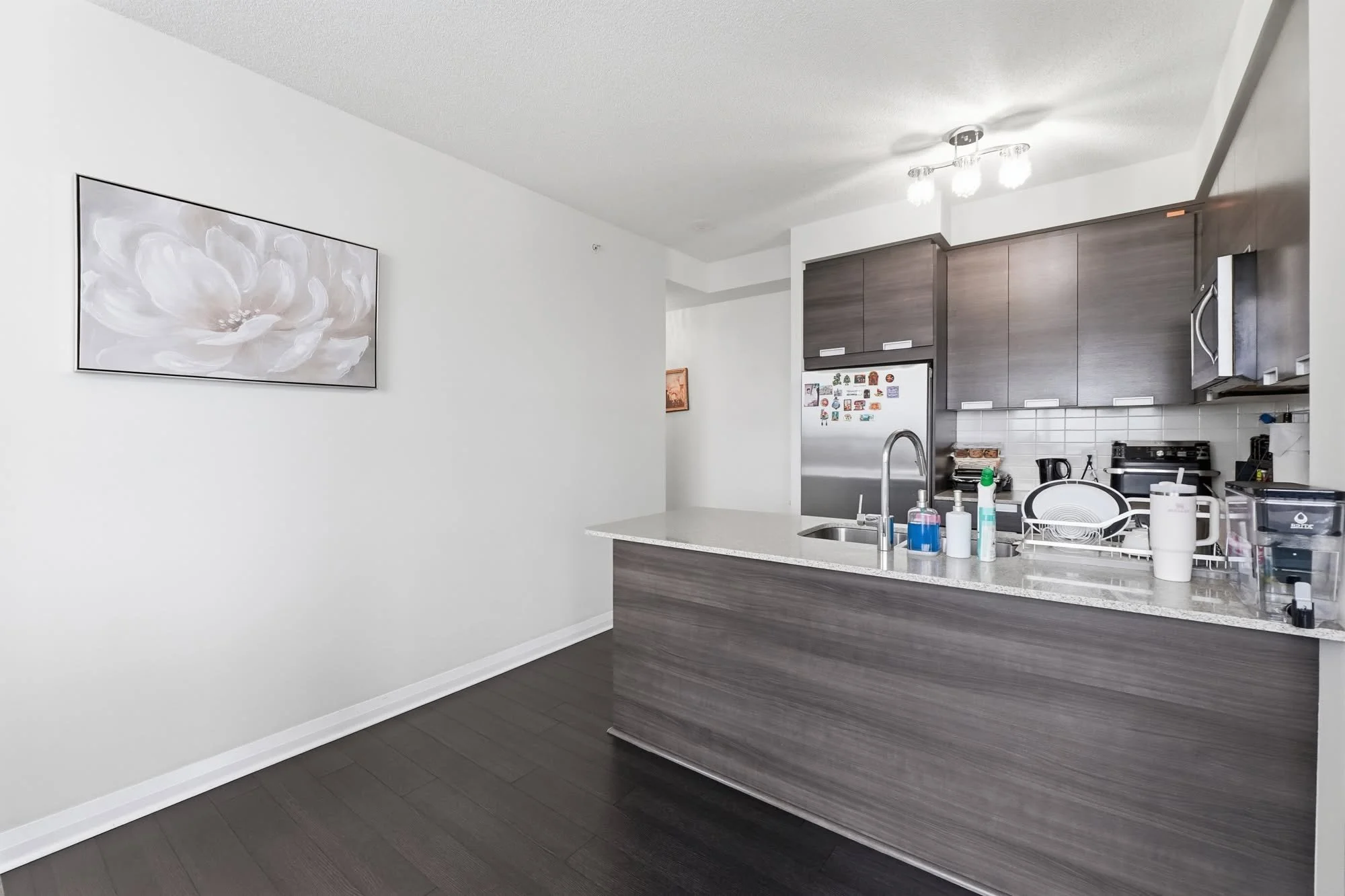 5025-four-springs-ave-condo-for-rent-mississauga-10.jpg