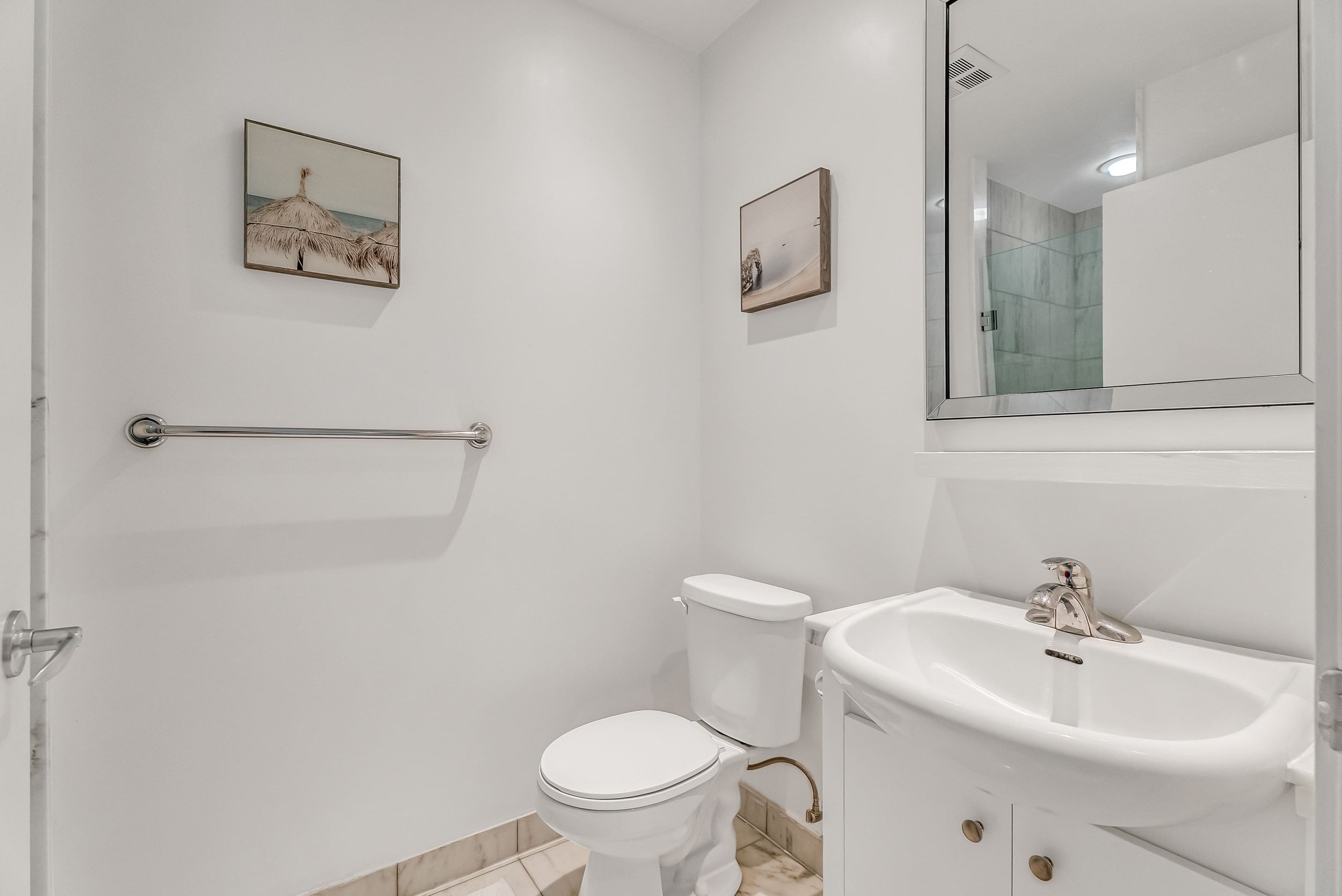 39-guest washroom1.jpg