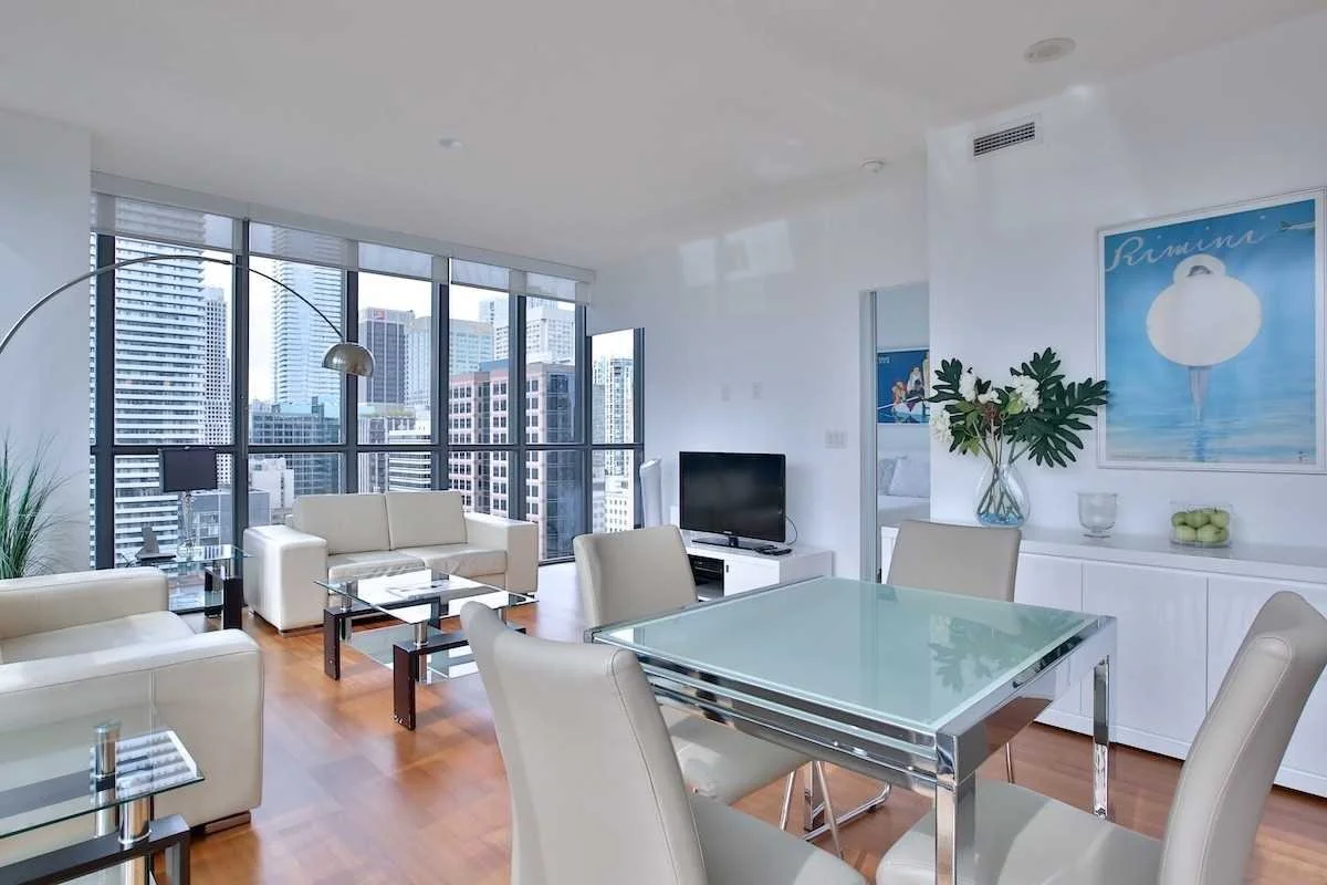 110-Charles-St-E-1903-condo-for-sale-5.jpg