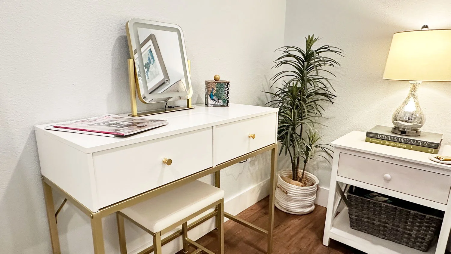 Dressing-Table.jpg