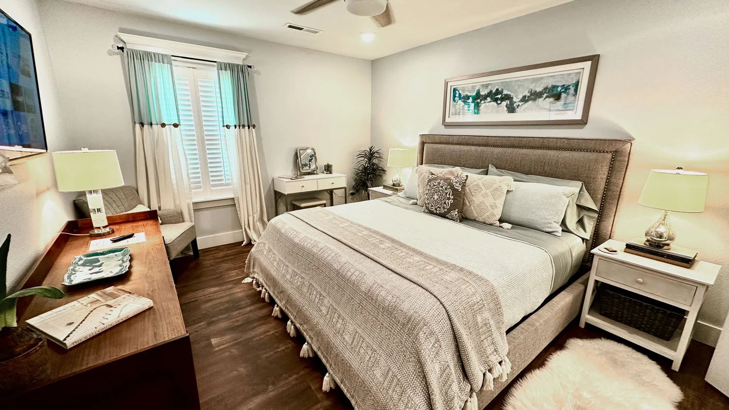Main-Bedroom-1b.jpg
