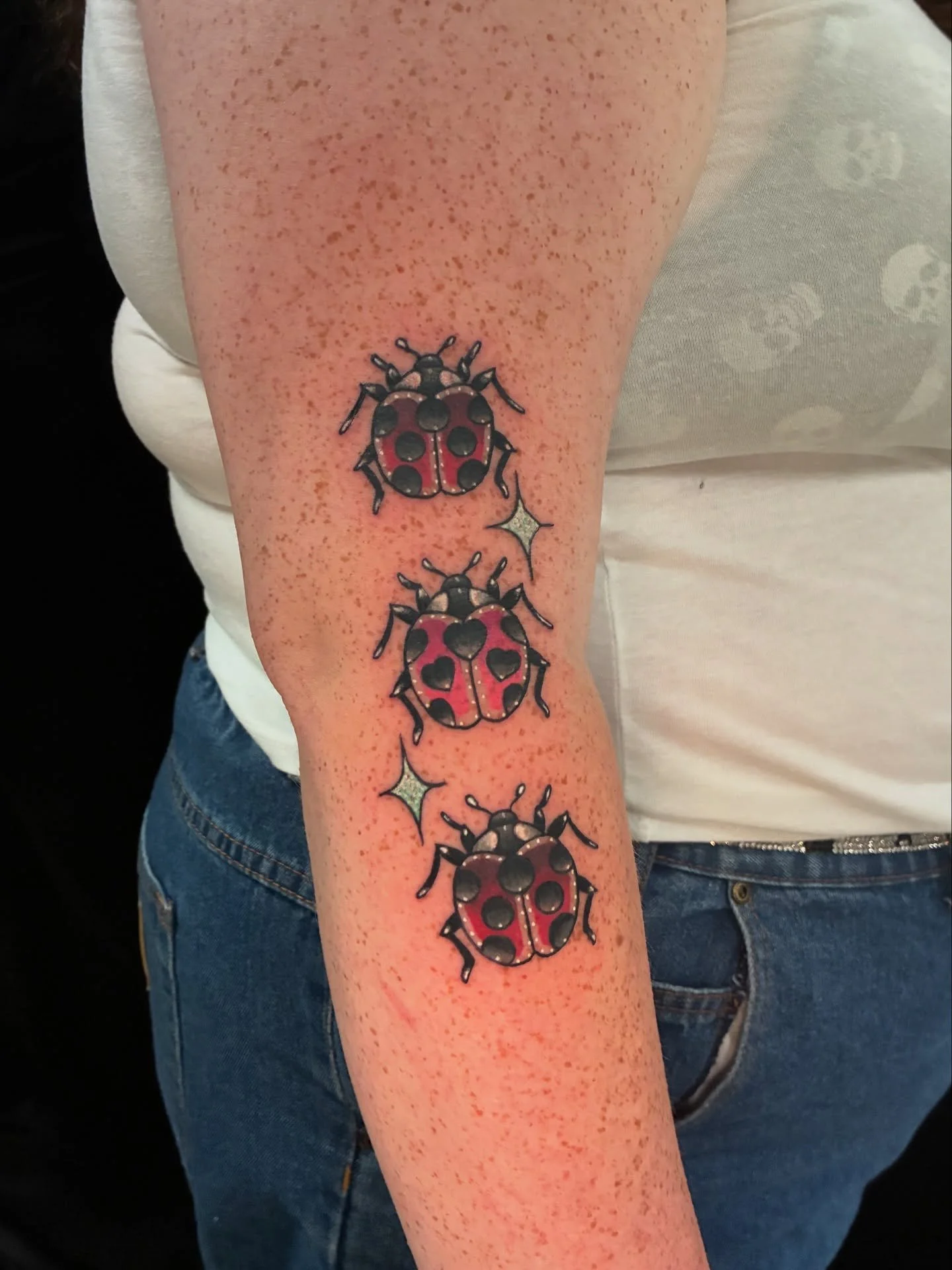 Bugs, I repeat there are bugs in your skin, but for real this time.
I had the pleasure of making these lil man bugs for a new friend of mine! Thanks for all the trust with these handsome lovely fellas. July is starting to fill up, don&rsquo;t be afra