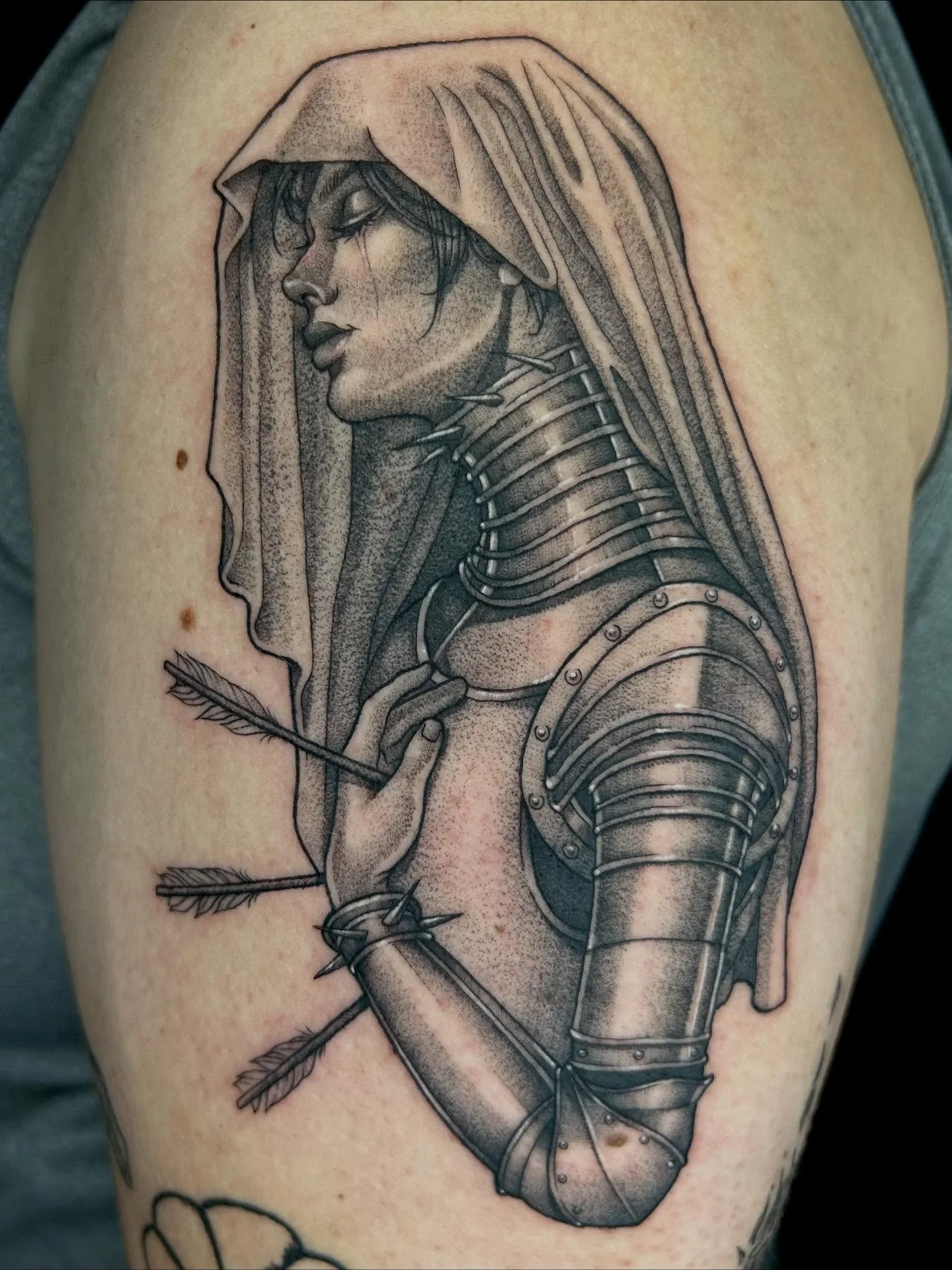 AHHHHHHHH THIS MAKES ME FERAL๐๐ฝ๐๐ฝ๐๐ฝ I’m so happy I was able to do my flash๐ฉ I need more stuff like this ASAP๐ฅ
#tattooartist #michigantattooartist #femaletattooartist #blackwork #blackworktattoo #stipple #stippletattoo #shading #dotwork