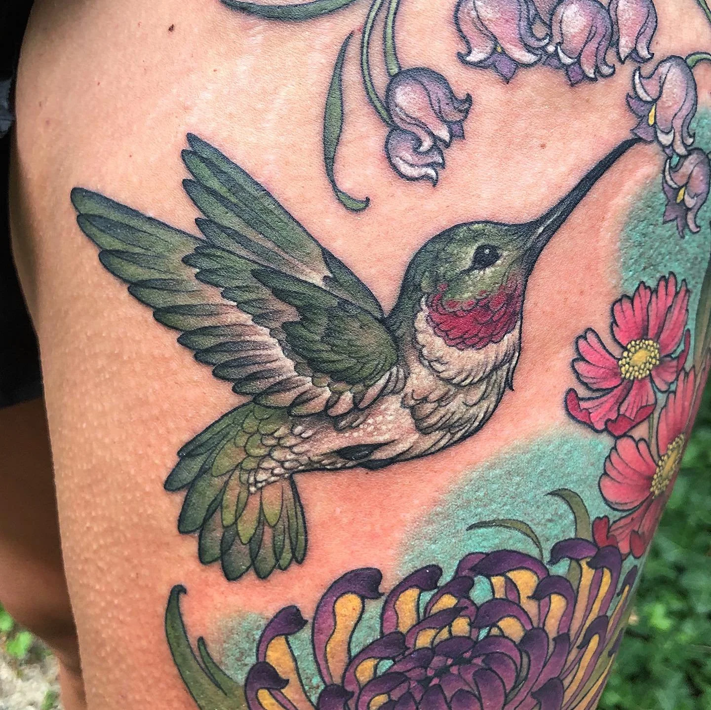 Hummingbird and some birth flowers from a lil while back! Thank you again Lexi!! 🌸💐🌸

@hive.tattoo.studio 

#flintmichigan #flinttattooartist #michigantattooers #michigantattooartist #colortattoo #michiganartist #tattoo #art #tattoos #guyswithtatt