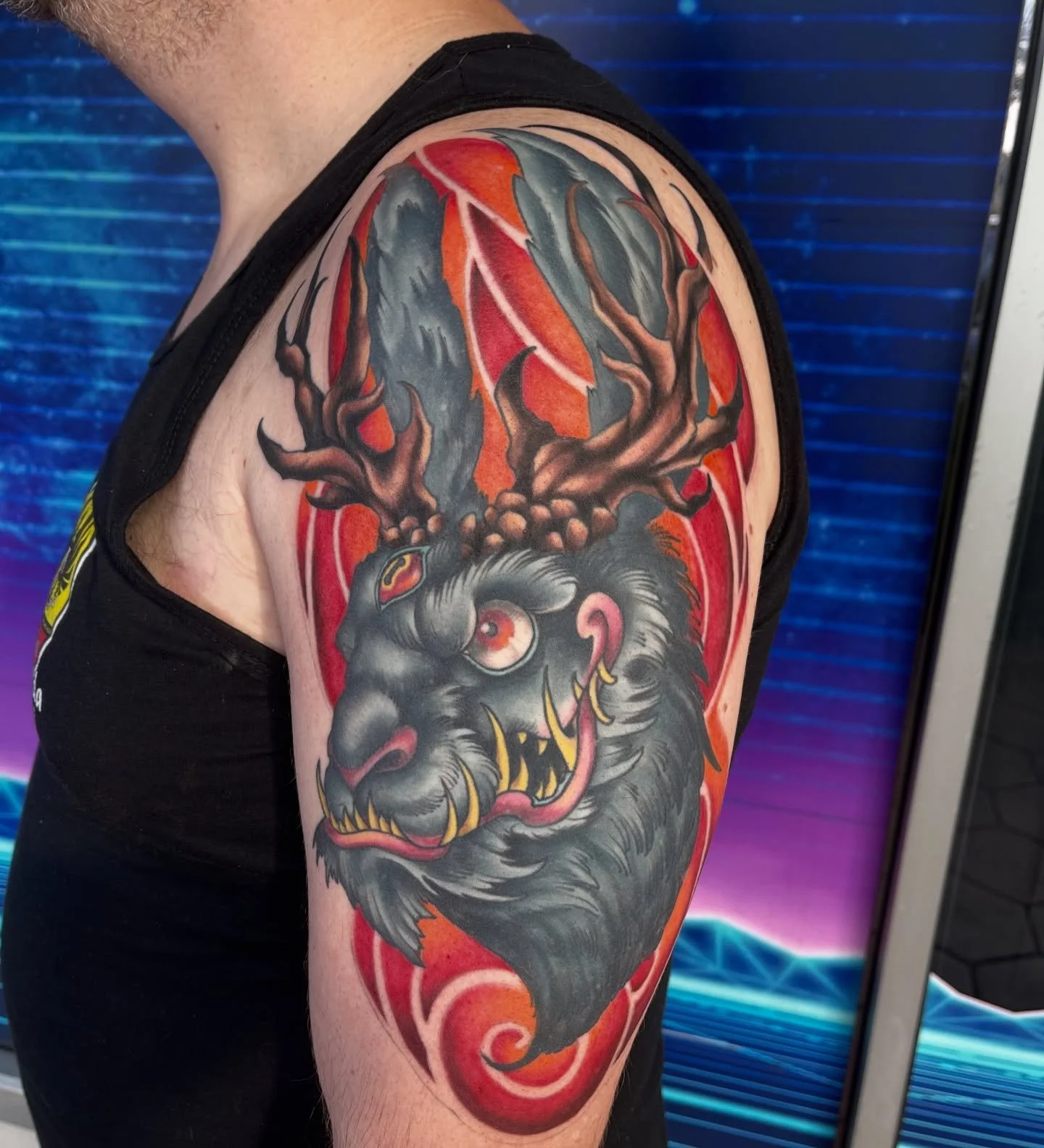 Sweet tattoo dude, where&rsquo;d you get it? 
👉claudiocamilucci@gmail.com 
@hive.tattoo.studio 

#flintmichigan #flinttattooartist #michigantattooers #michigantattooartist #colortattoo #michiganartist #tattoo #art #tattoos #guyswithtattoos #girlswit