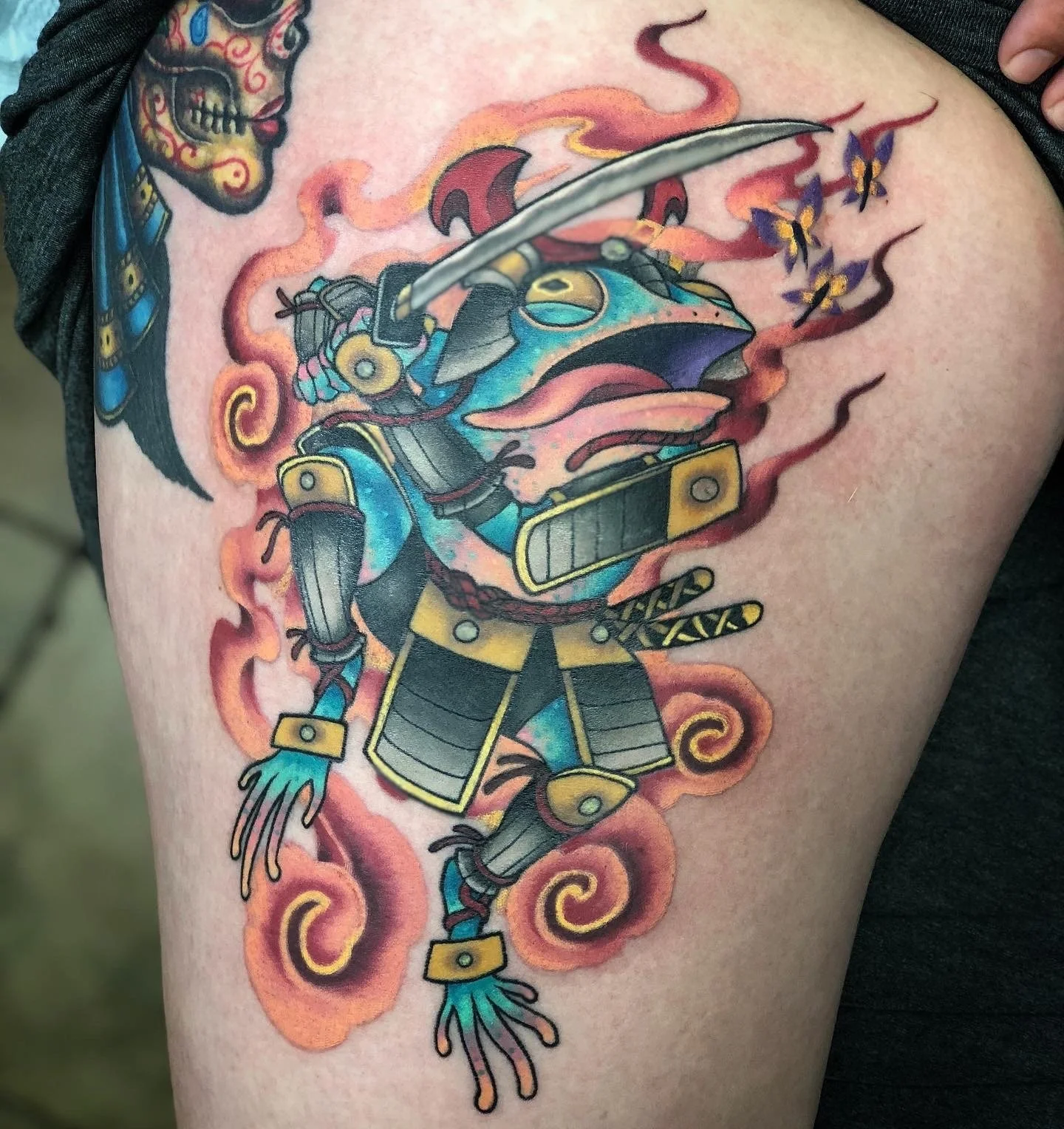 Years old! but still one of my favorites 🐸 thanks Coree! 
Swipe for HEALED ⚔️👉
Claudiocamilucci@gmail.com❤️&zwj;🔥
@hive.tattoo.studio 

#flintmichigan #flinttattooartist #michigantattooers #michigantattooartist #colortattoo #michiganartist #tattoo
