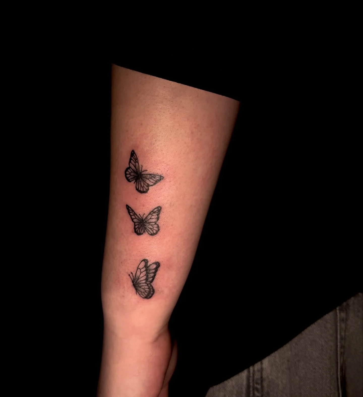 black &amp; grey 🦋🖤&bull;&bull;&bull;
&bull;
&bull;
&bull;
&bull;
#tattooart #michigantattooers #michigantattooartist #detroittattooartist #blackandgreytattoo