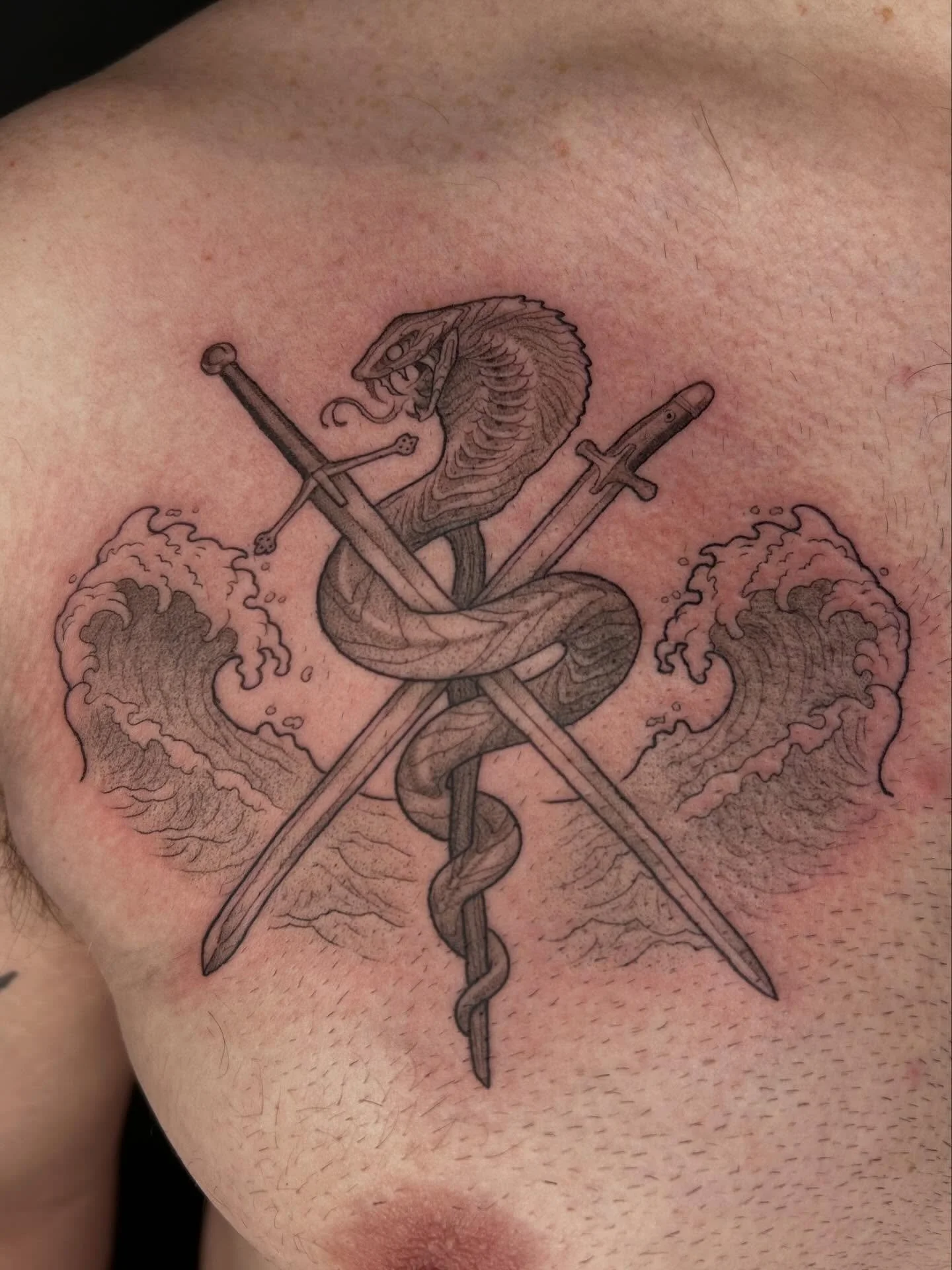 This client had a super sick idea to incorporate together! 

#tattooartist #michigantattooartist #femaletattooartist #blackwork #blackworktattoo