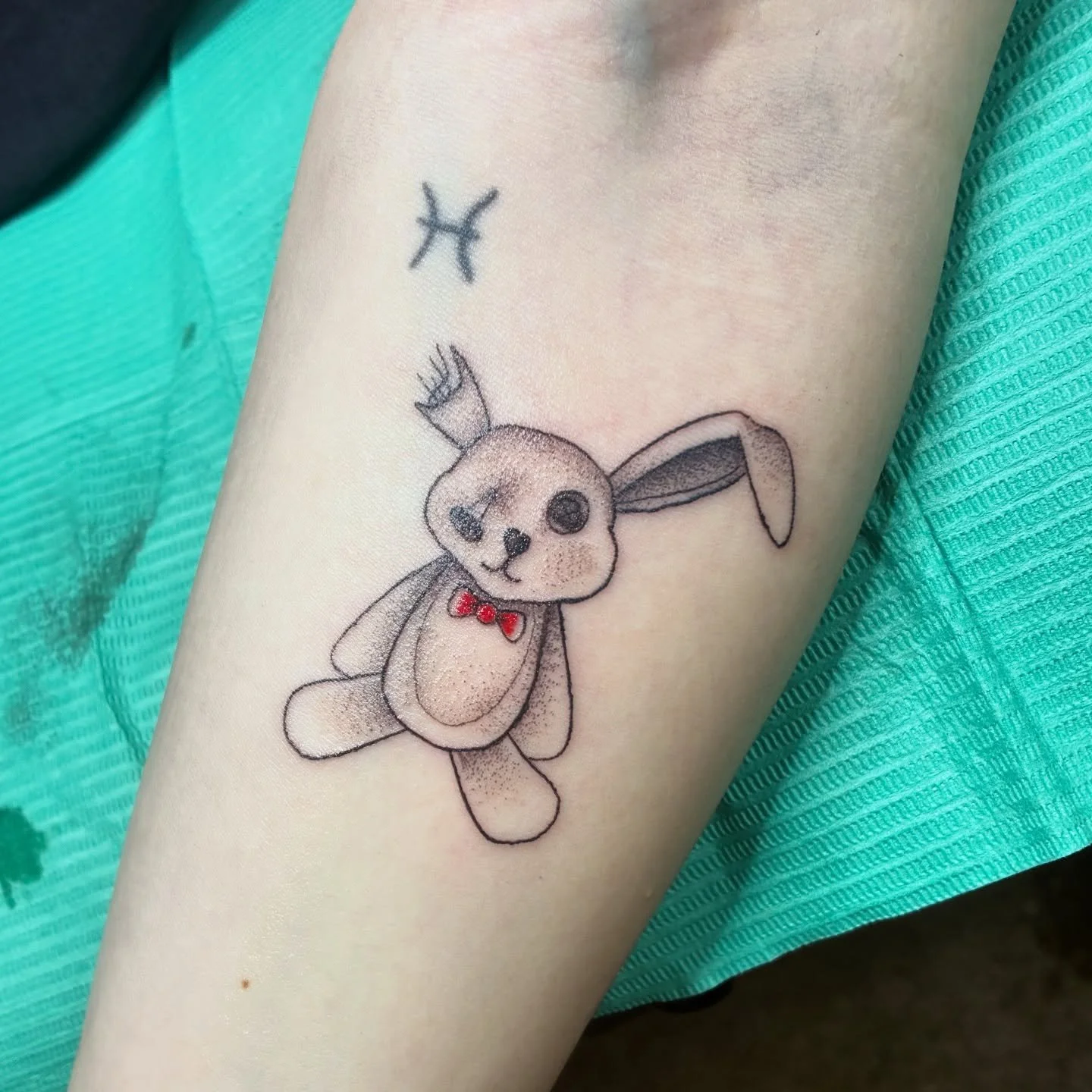 Fun piece of flash from @elyzalynne_tattoos that I got to tattoo at our Farmington hills flash sale! My books are always open shoot me a message if you want to get in!