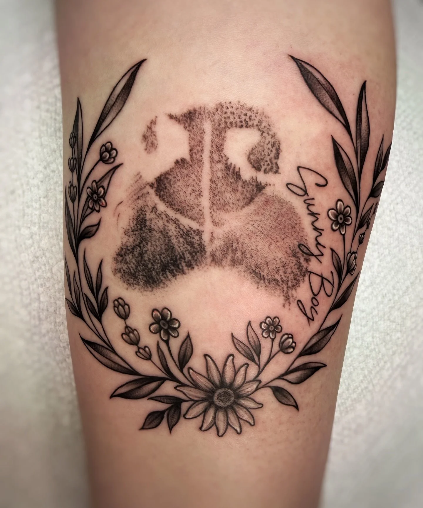 Losing a pet isn&rsquo;t just a pet it&rsquo;s losing a family member 💔 RIP Sunny Boy. 

#noseprint #michigantattooartist #hivetattoostudiomi