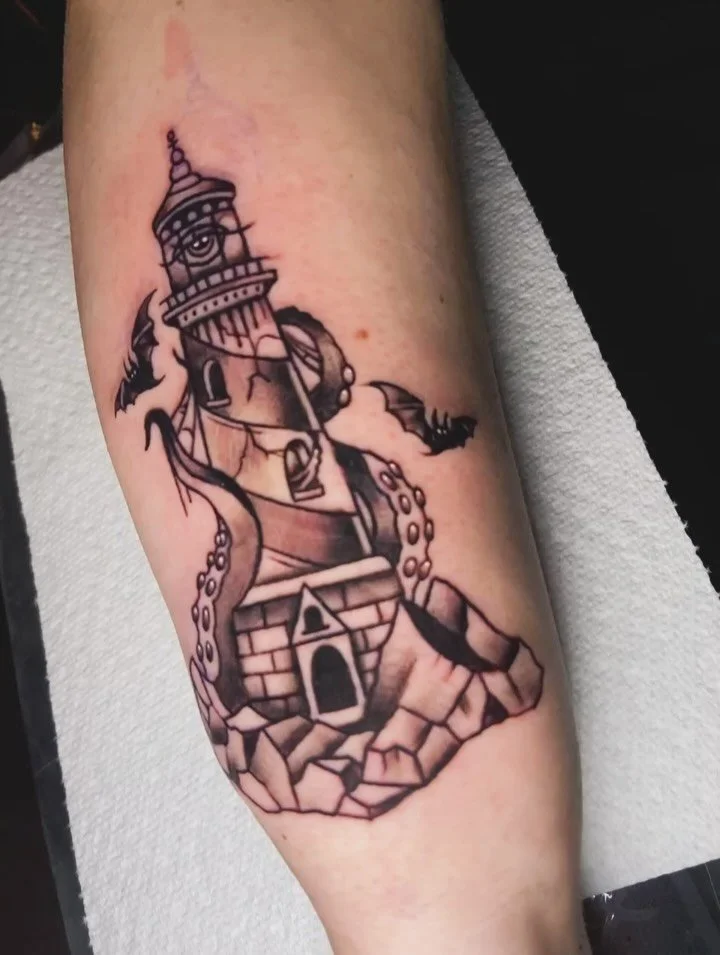 It&rsquo;s always so refreshing when @extra_karlifries comes in to just vibe and get cool things :-) one of my favorite peoples to chat with. Thank you 🙏 
-
-
-
-
-
#spooky #Tattoos #FarmingtonHills #Michigan #localArtist