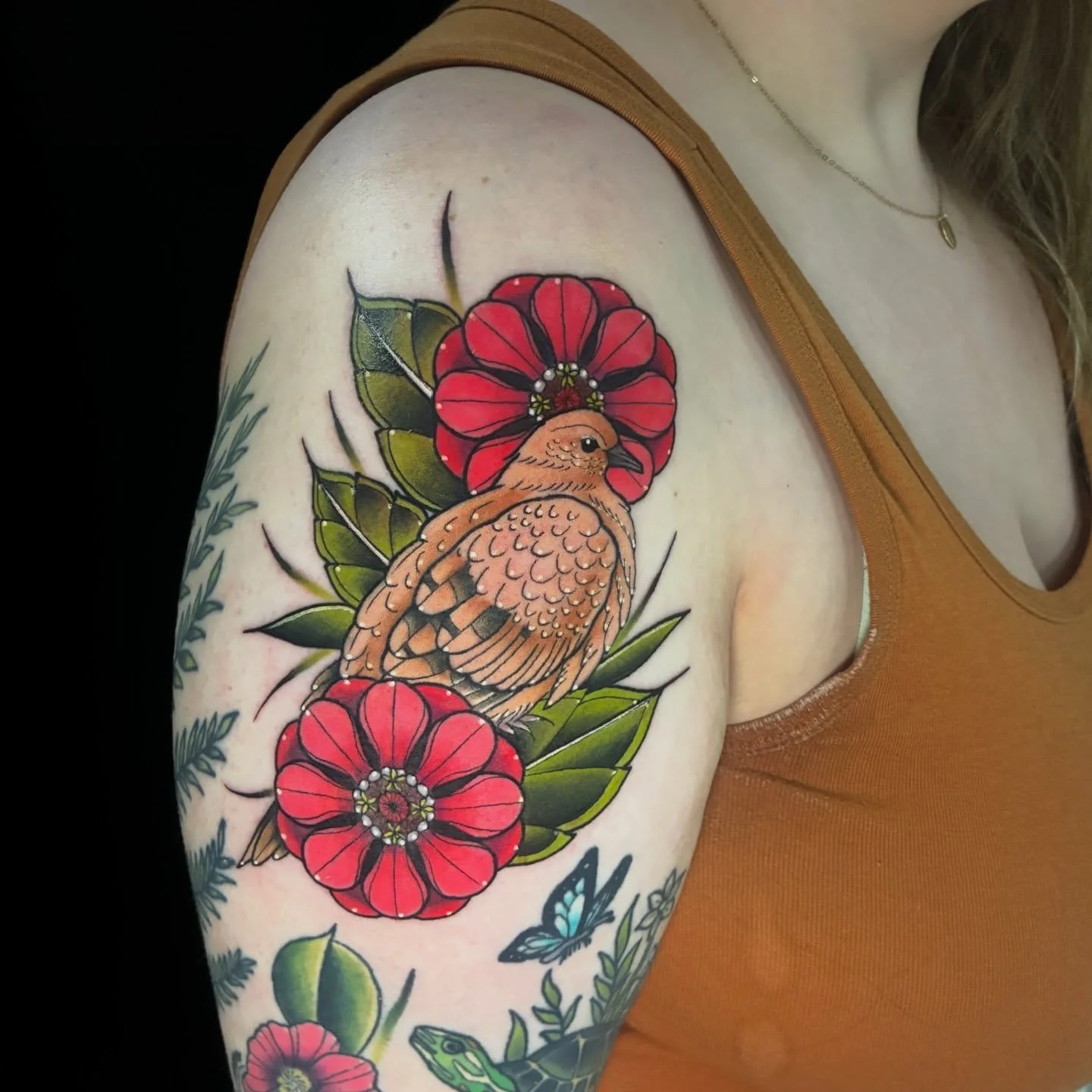 Morning dove and Zinias from a while back. Thanks for the trust always Jess!
I am currently booking May and June @redoakstattoocompany 
Shoot me a message or fill out the booking link in my bio!