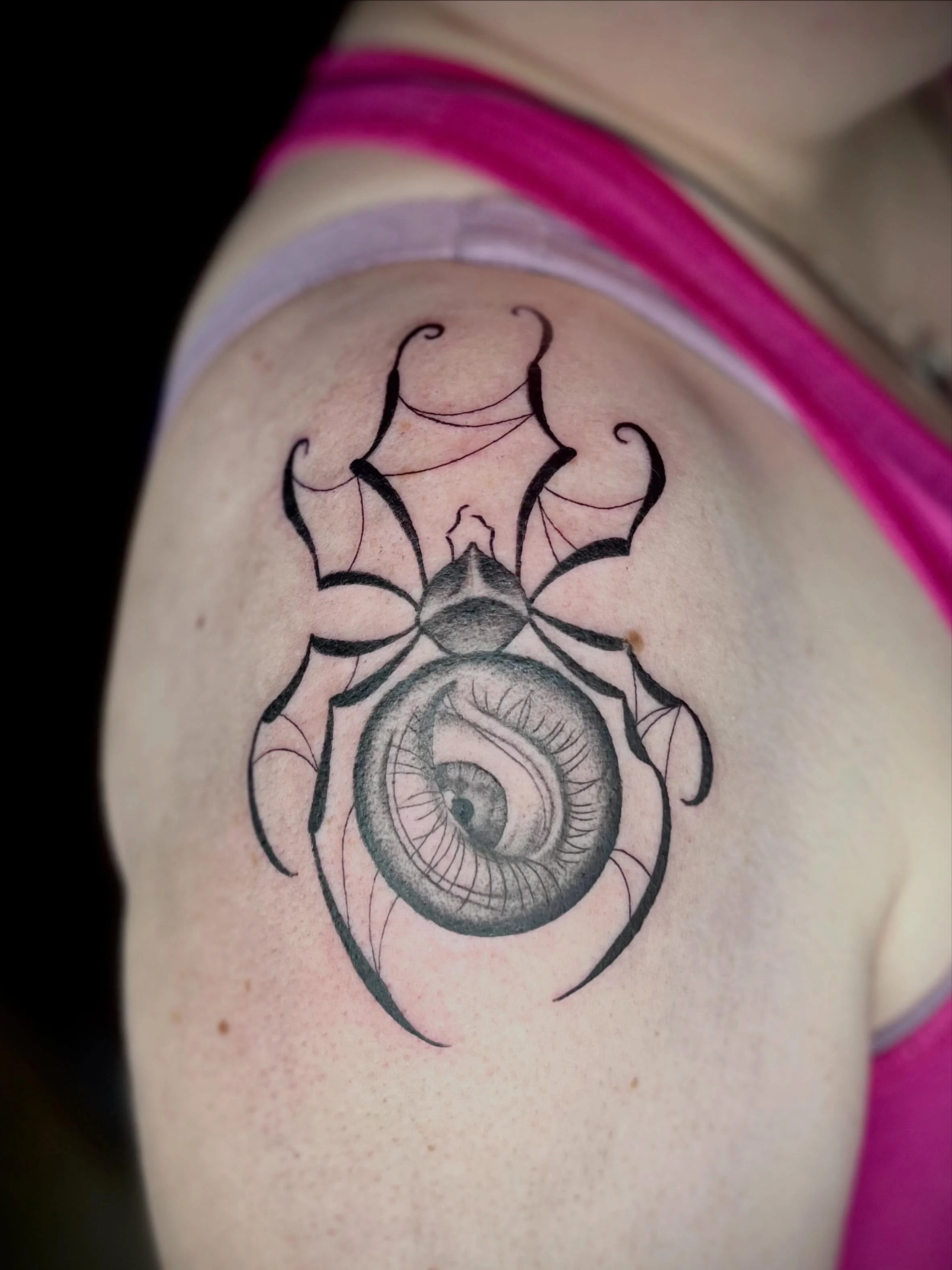 The spider man is having me for dinner tonight

#tattoos #weird #spider #eyeball #womantattooartist