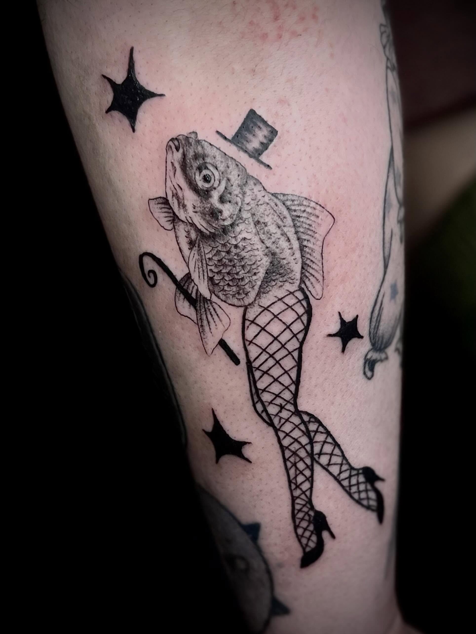 💅

#womantattooartist #tattoos #weird #trippy #blackandgrey
