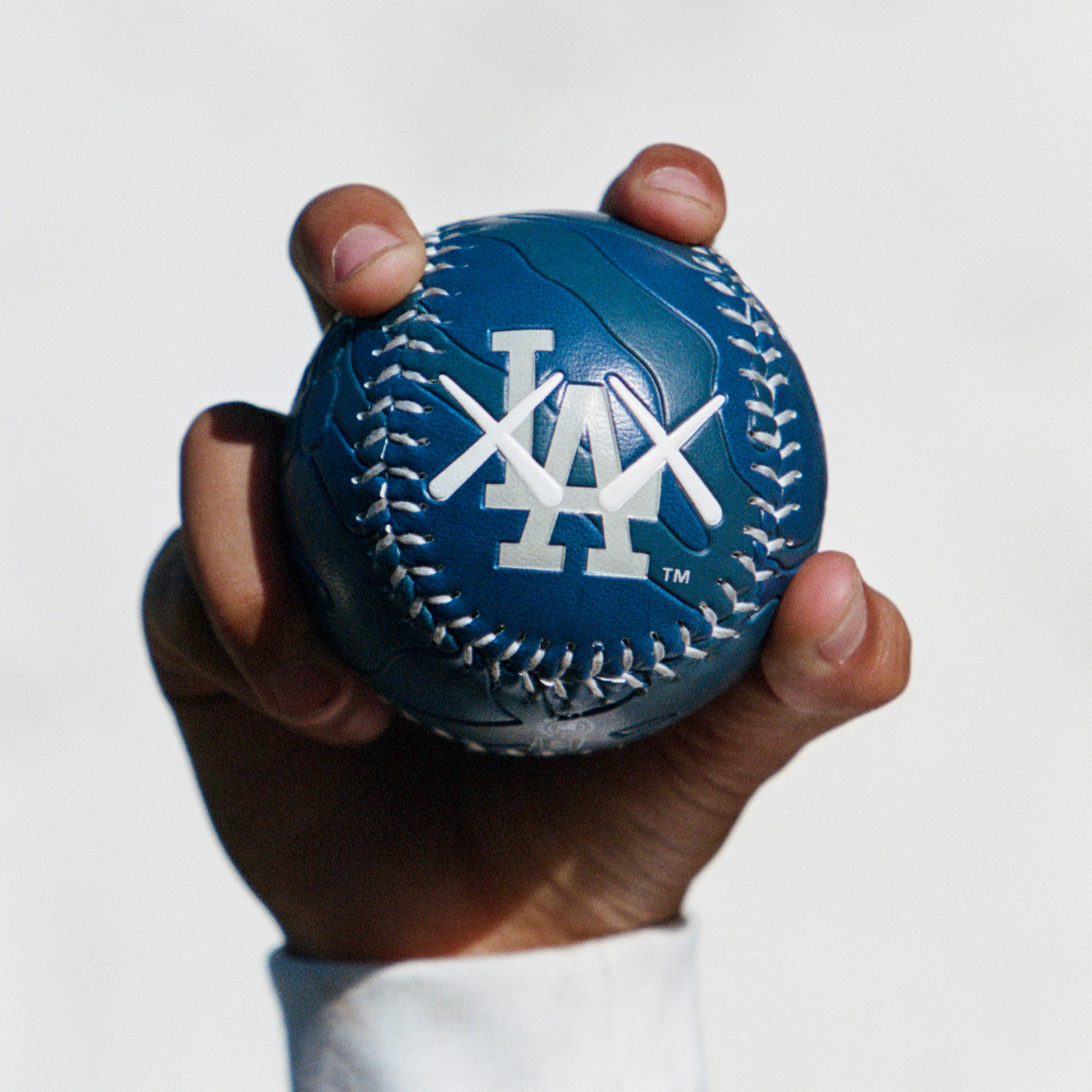 DODGERS X KAWS