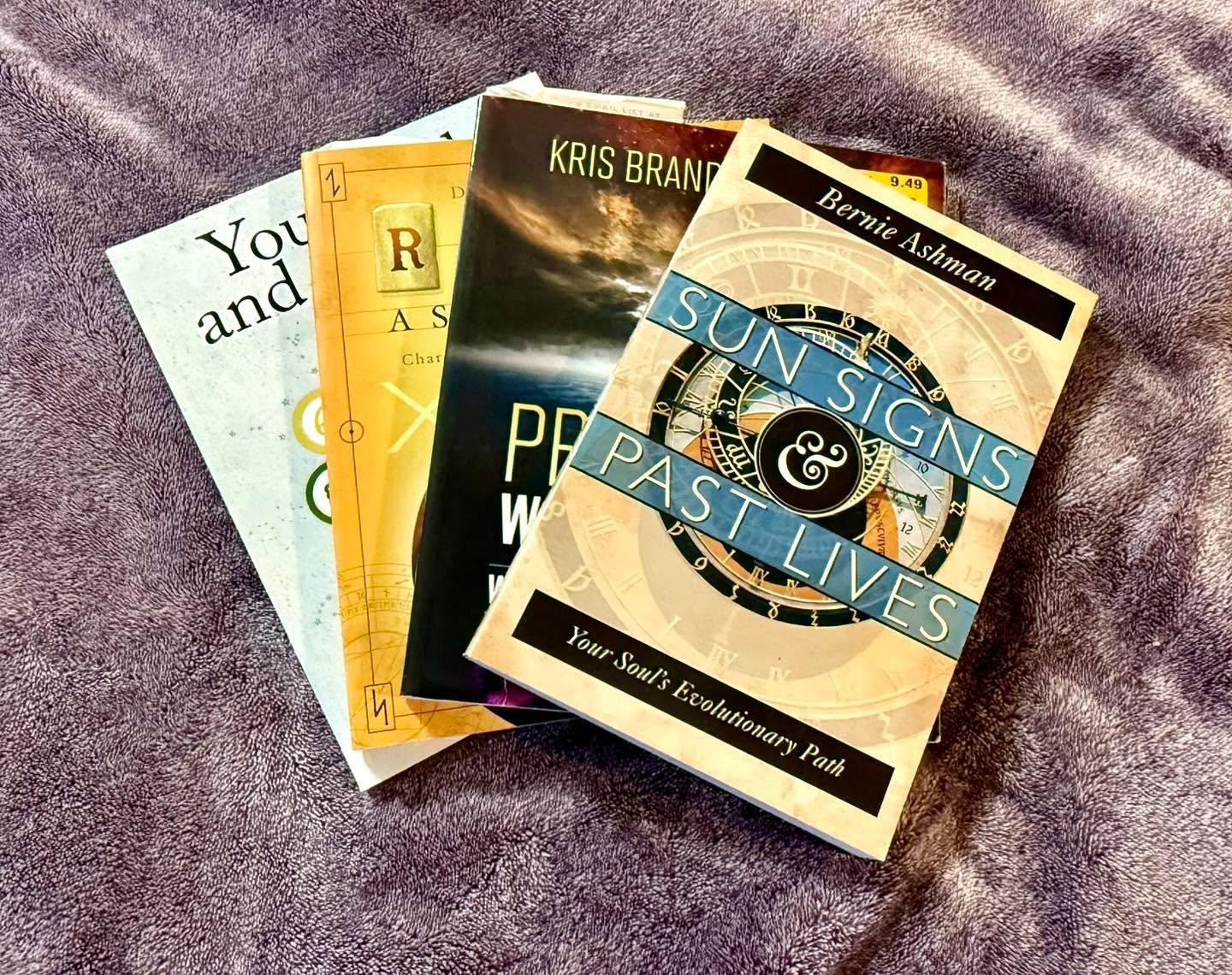Welcome to the first New Moon in 2026!

It&rsquo;s go time! Today&rsquo;s New Moon in Capricorn is all about pushing forward and going after what we want. Want to be successful? Great - what does that look like and how are you going to accomplish it?
