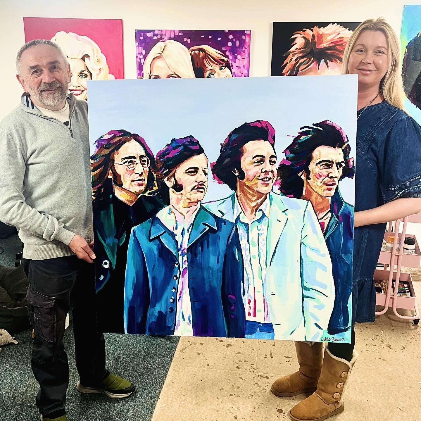 The Fab Four 🎸 my Beatles painting, has gone to its perfect forever home today 🏠 with my lovely collector Andrew, who came to my studio @start_yard this afternoon to pick it up with his son.  It was really great to catch up over a coffee @me_nu_caf