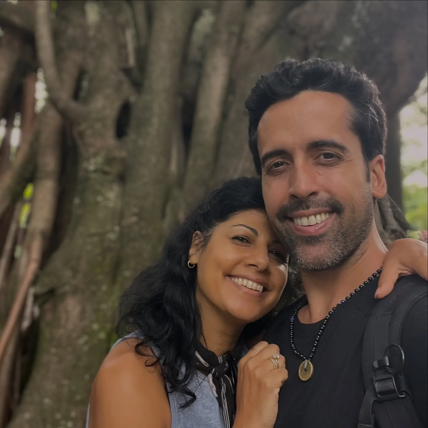 How Healing My Inner Masculine Transformed My Relationship & Who I Attracted🧲💘
For years I thought “doing the work” meant learning how to better love him.
Turns out, what changed everything… was learning how to love & ch