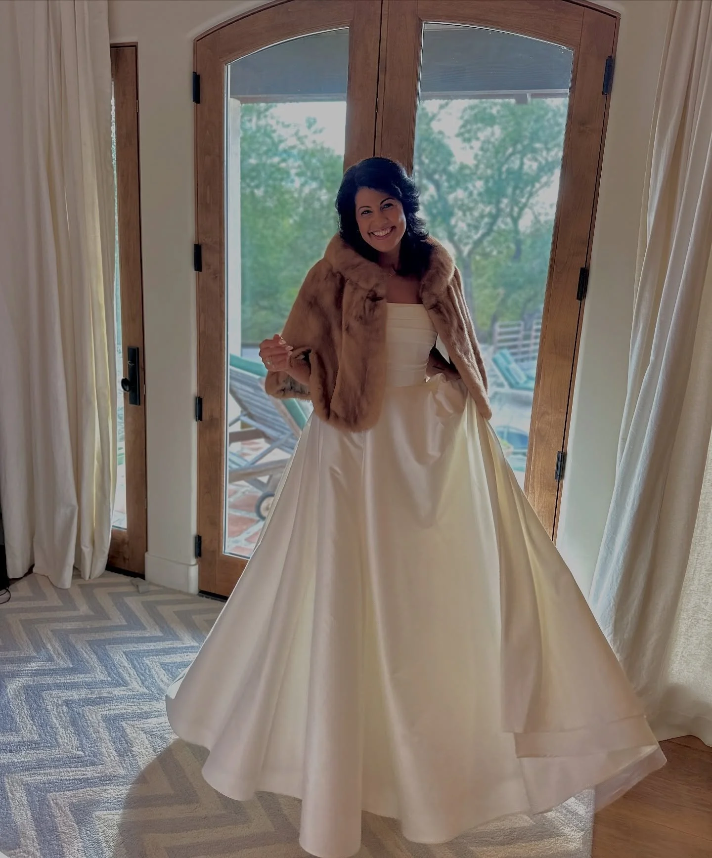 When you choose desire, life &amp; love expands.

There is a moment in every person&rsquo;s life when something shifts.
When you stop chasing or suppressing desire..
and start trusting it, letting it lead you from a bigger source of creation.

This p