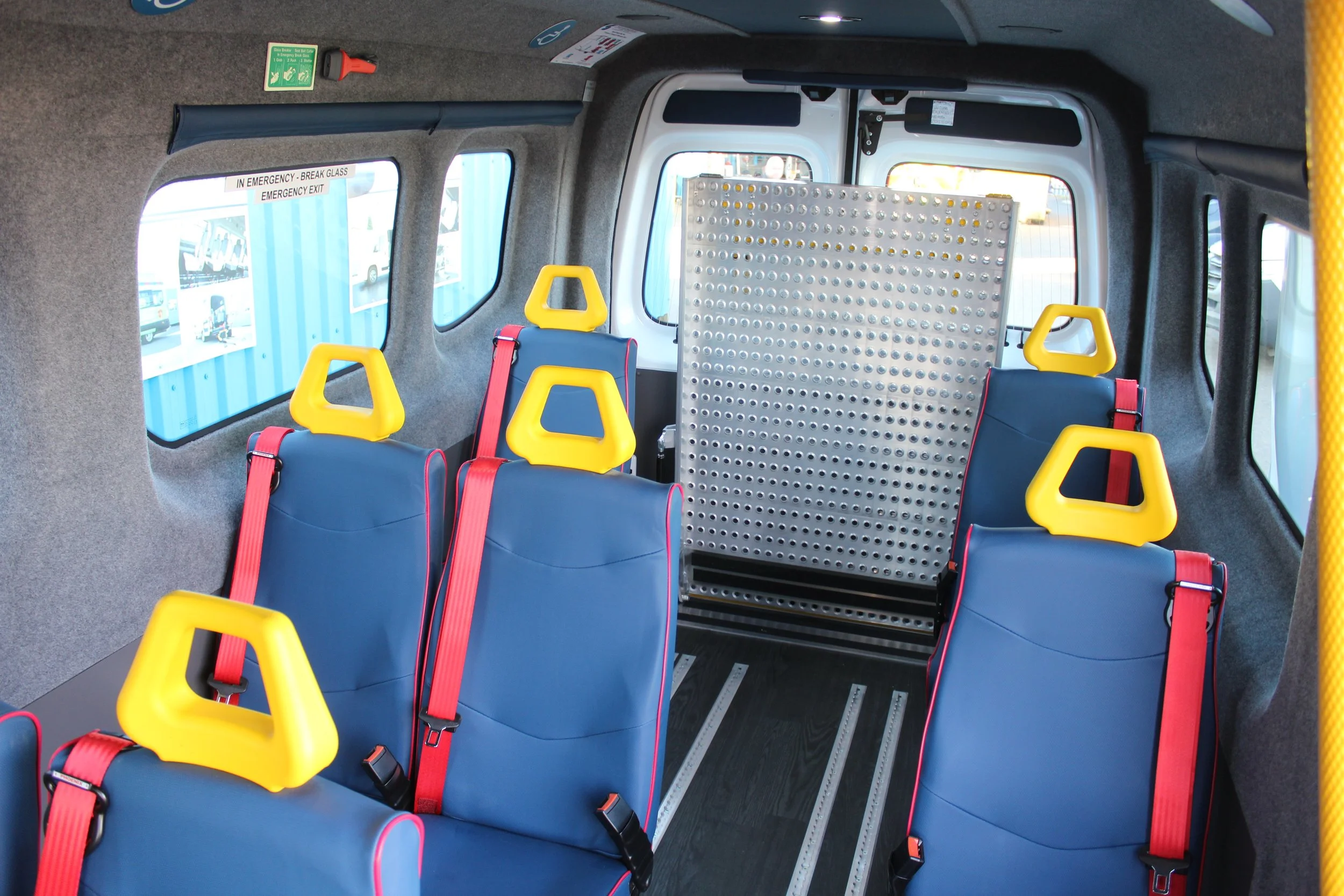 Rollinson’s Renaults: Five New Masters for Minibus Rental Company