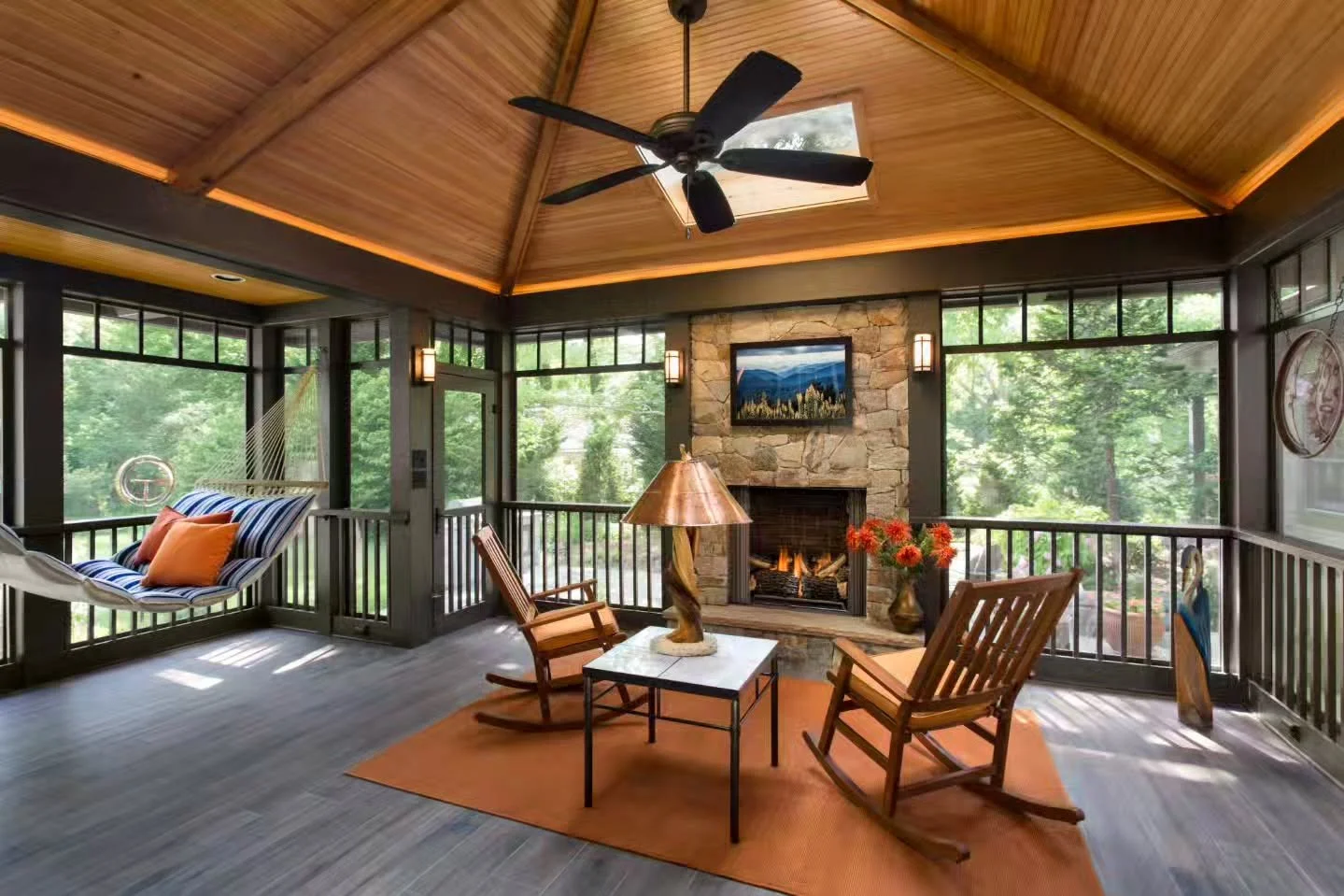 Autumn porch goals 🍂🍁