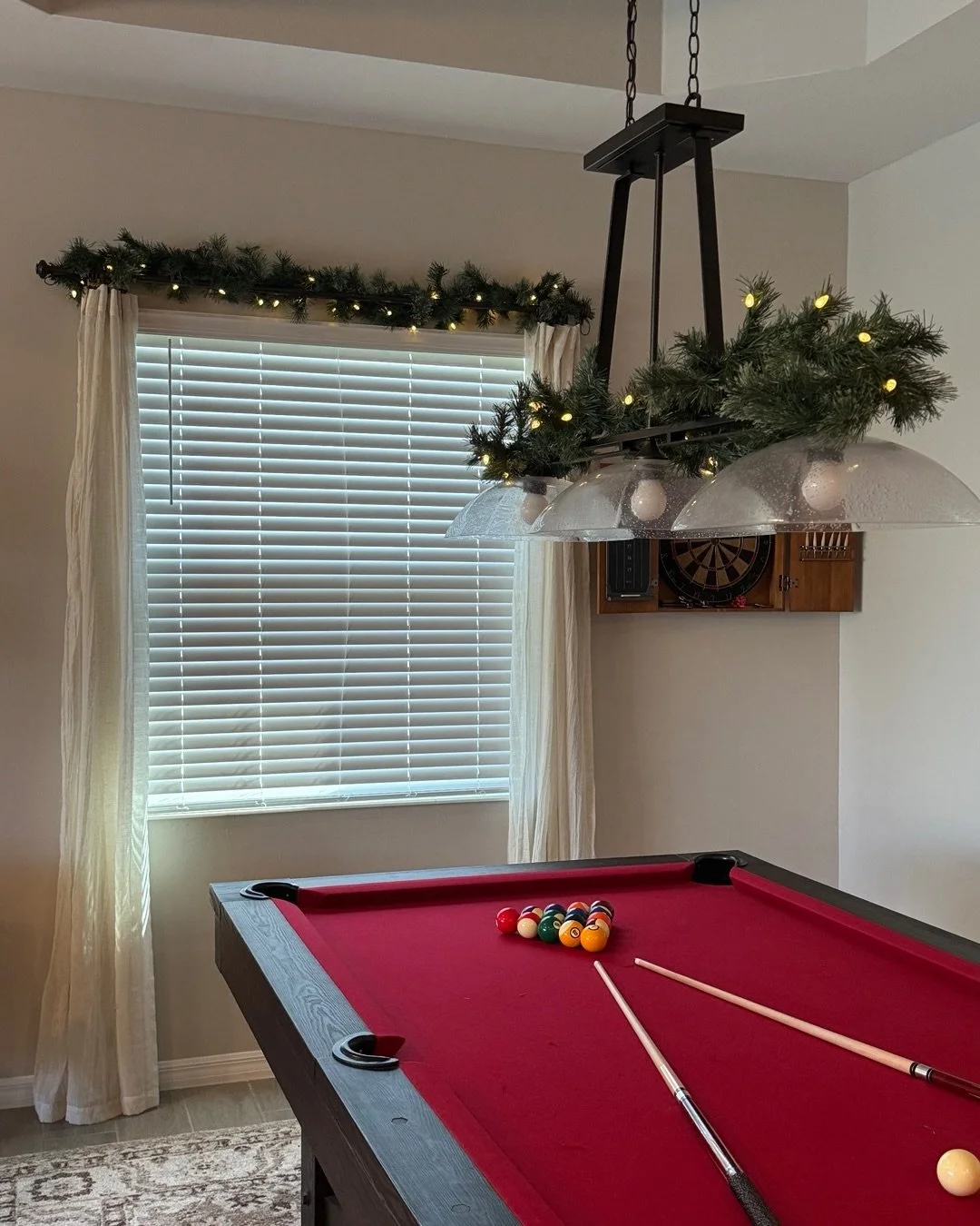 Adding garland to help bring the Christmas feeling to our Florida home. Every little bit brings my heart closer to the memories of decades of holidays in Ohio. May you all enjoy the blessings of this season as we celebrate the birth of Jesus! 😇🎄🎁?