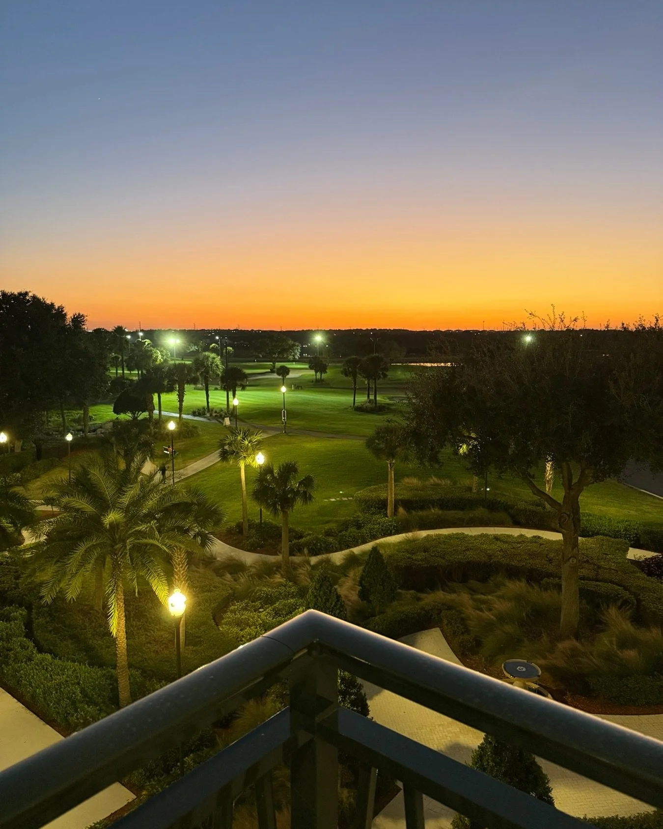 After a long day on the conference floor, a beautiful sunset to fill my heart with joy&hellip; Thank you, God, for small gifts!