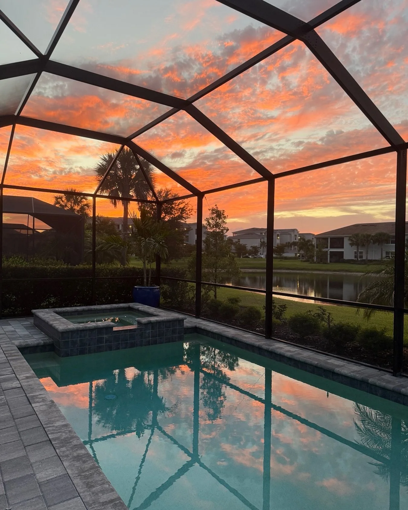 Tonight&rsquo;s sunset from our lanai. ❤️🌴