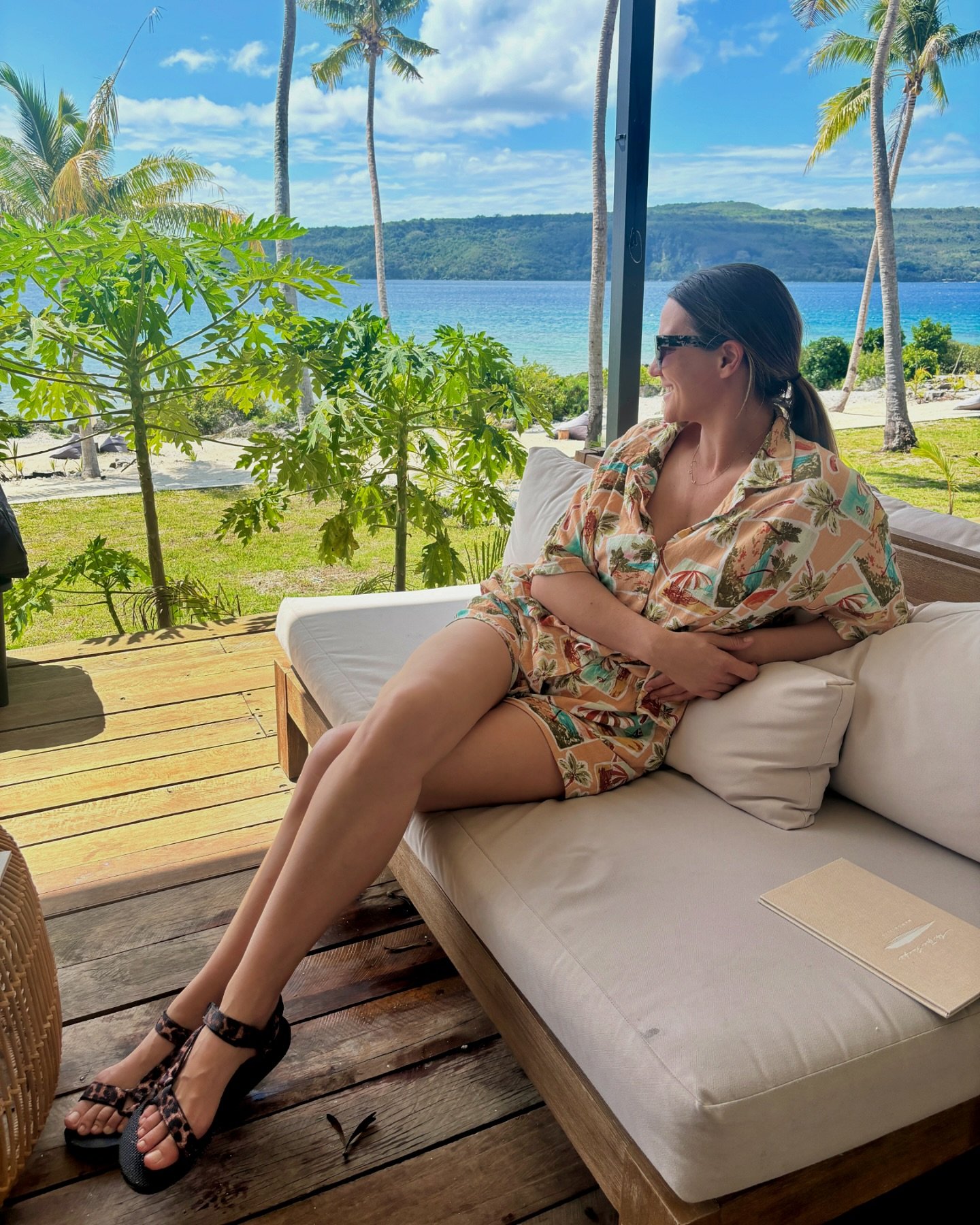 Vanuatu dump, part 1 🏝️ feat. dreamy beaches, blue lagoon dips and the 🌏&rsquo;s greatest tour guides 🫶🏾

@katiesnowball 
@regball 
@rlgowland