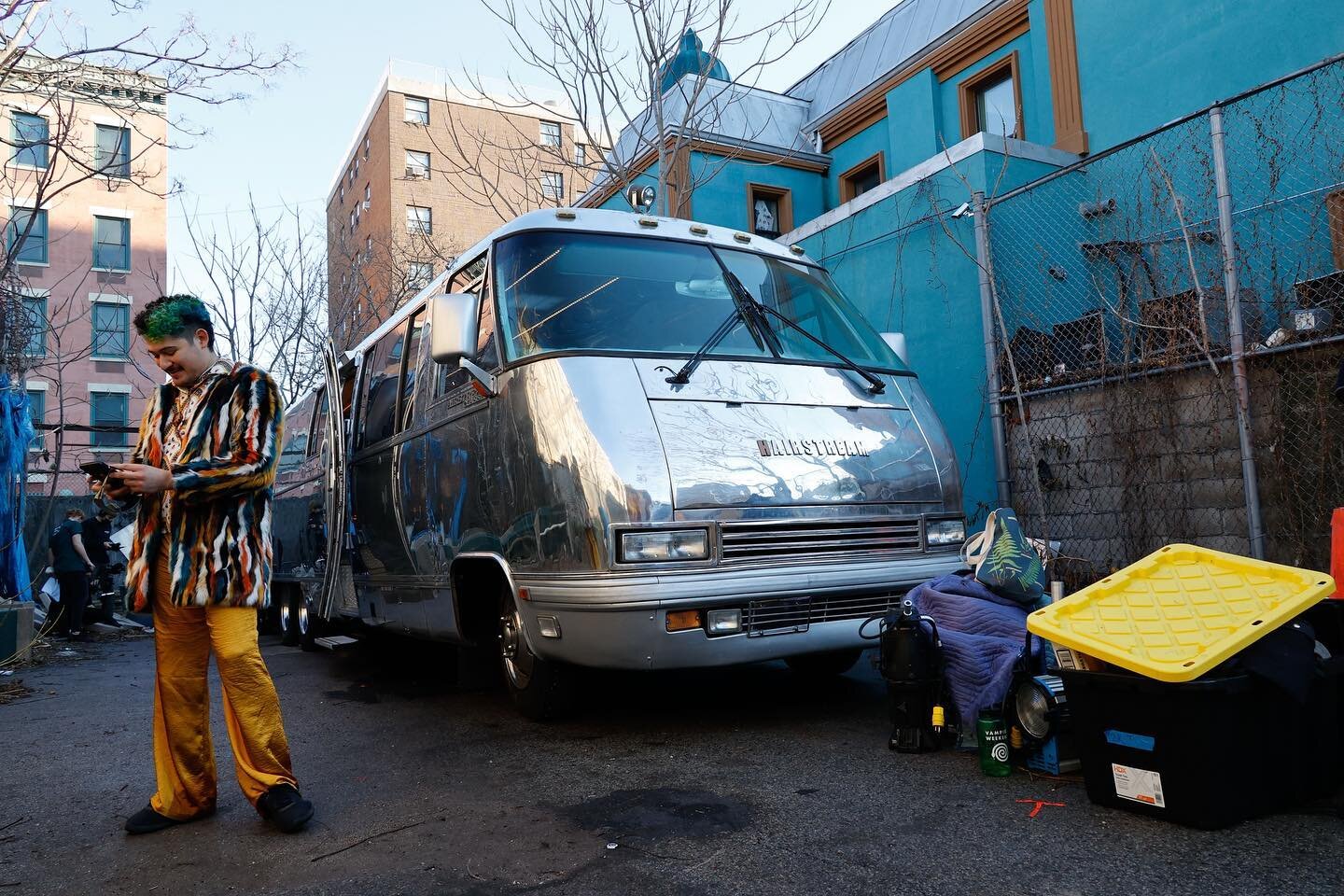 #fbf to @diivories getting ready to drop some absolute sonic heat. Luckily our RV&rsquo;s have AC.