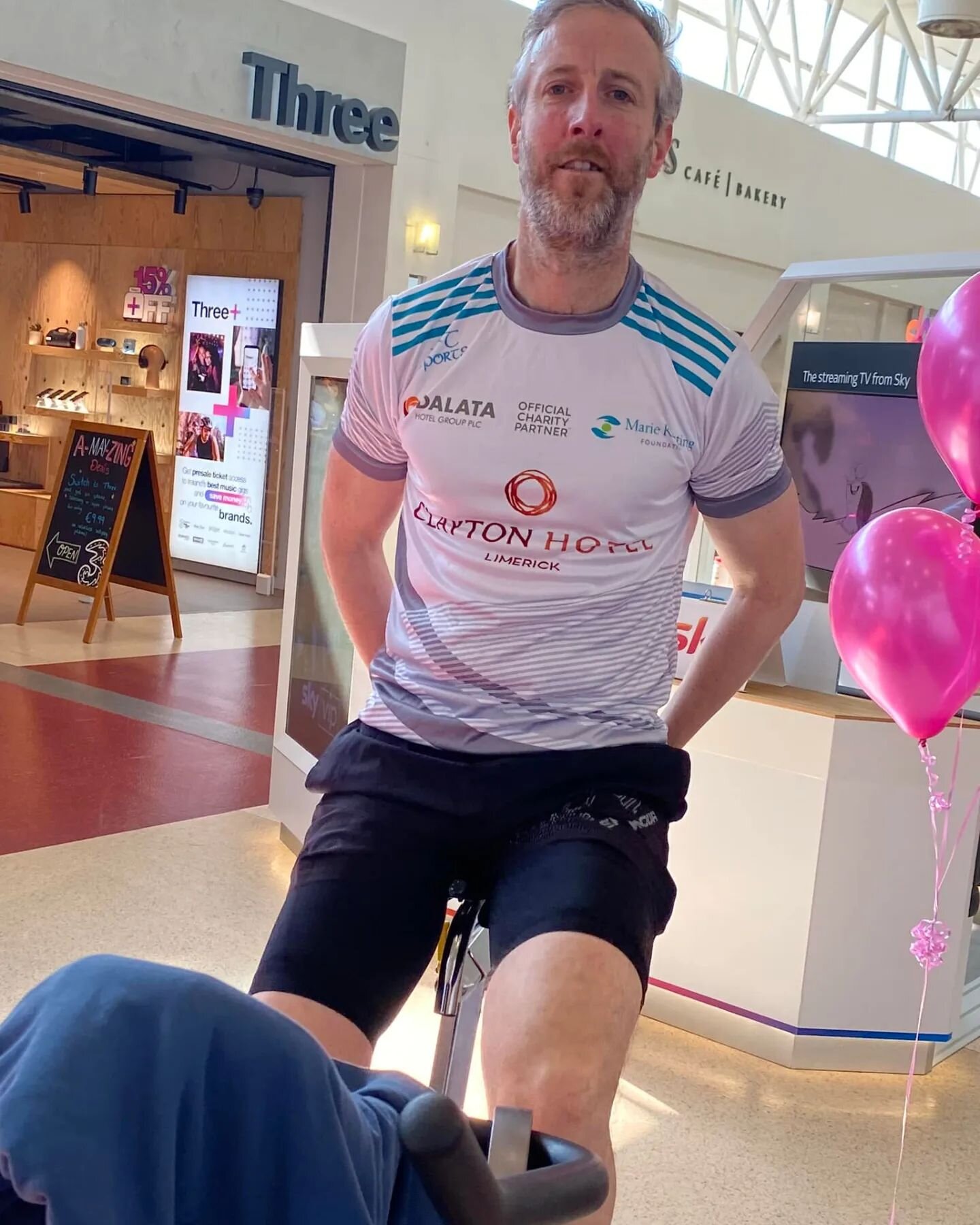 Congratulations to @davesheahan1978 on finishing his 5 hour spinathon at Parkway Shopping Centre in aid of @mariekeatingfoundation 👏

Thank you to everyone who came down to support Dave ✨