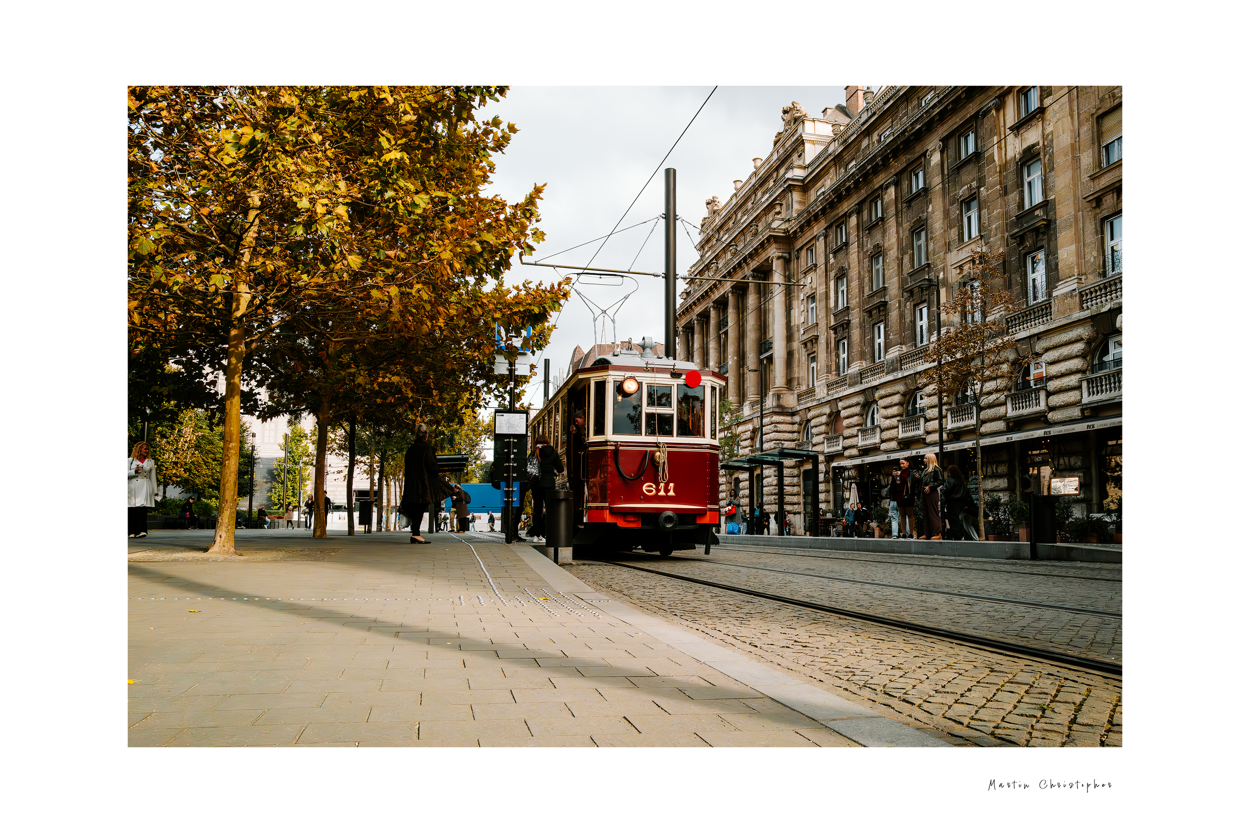 redtram1.png