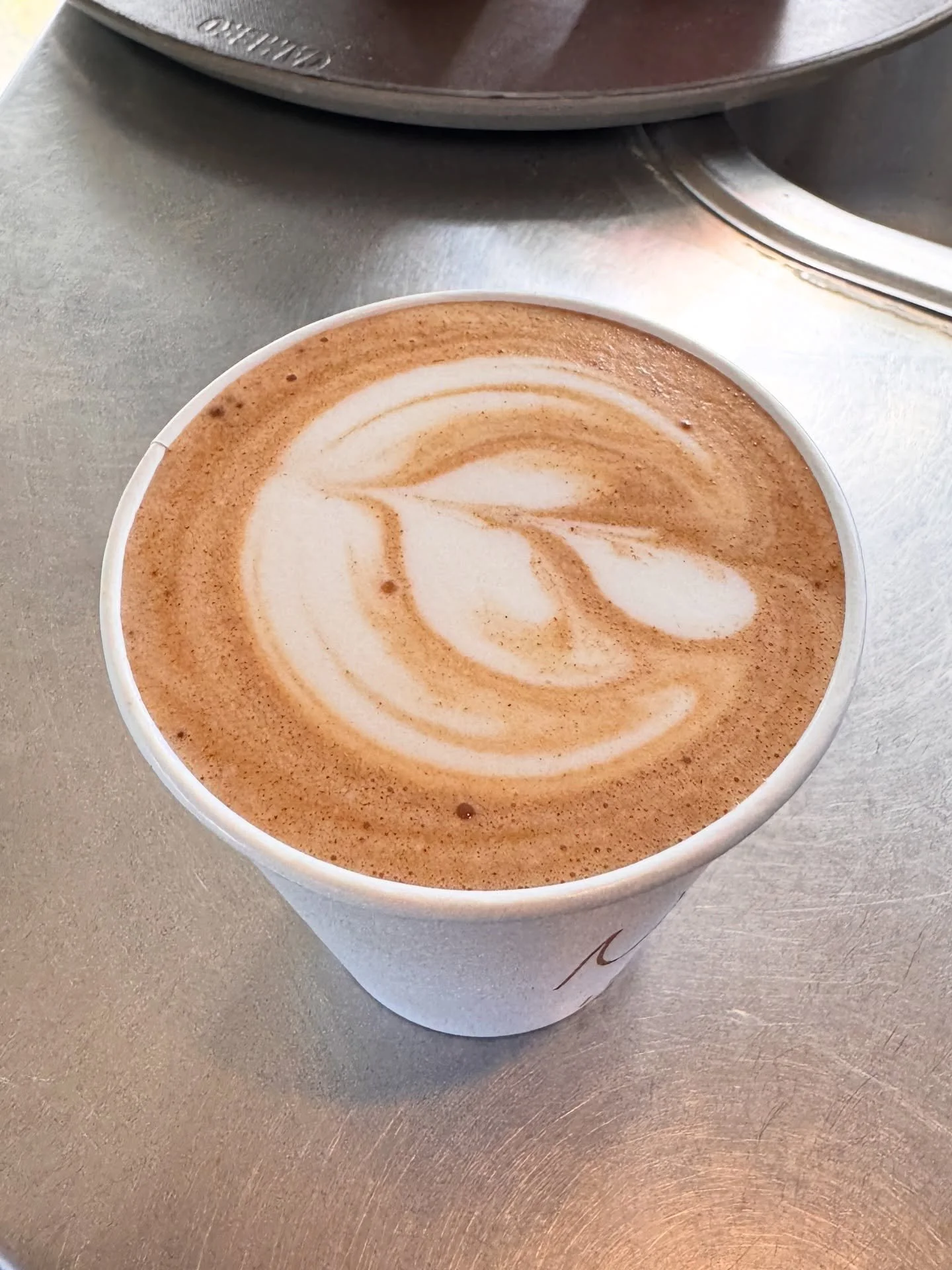 Sunday morning mochas hitting the spot ☕️😋
#latte #raggasurfcafe #espresso