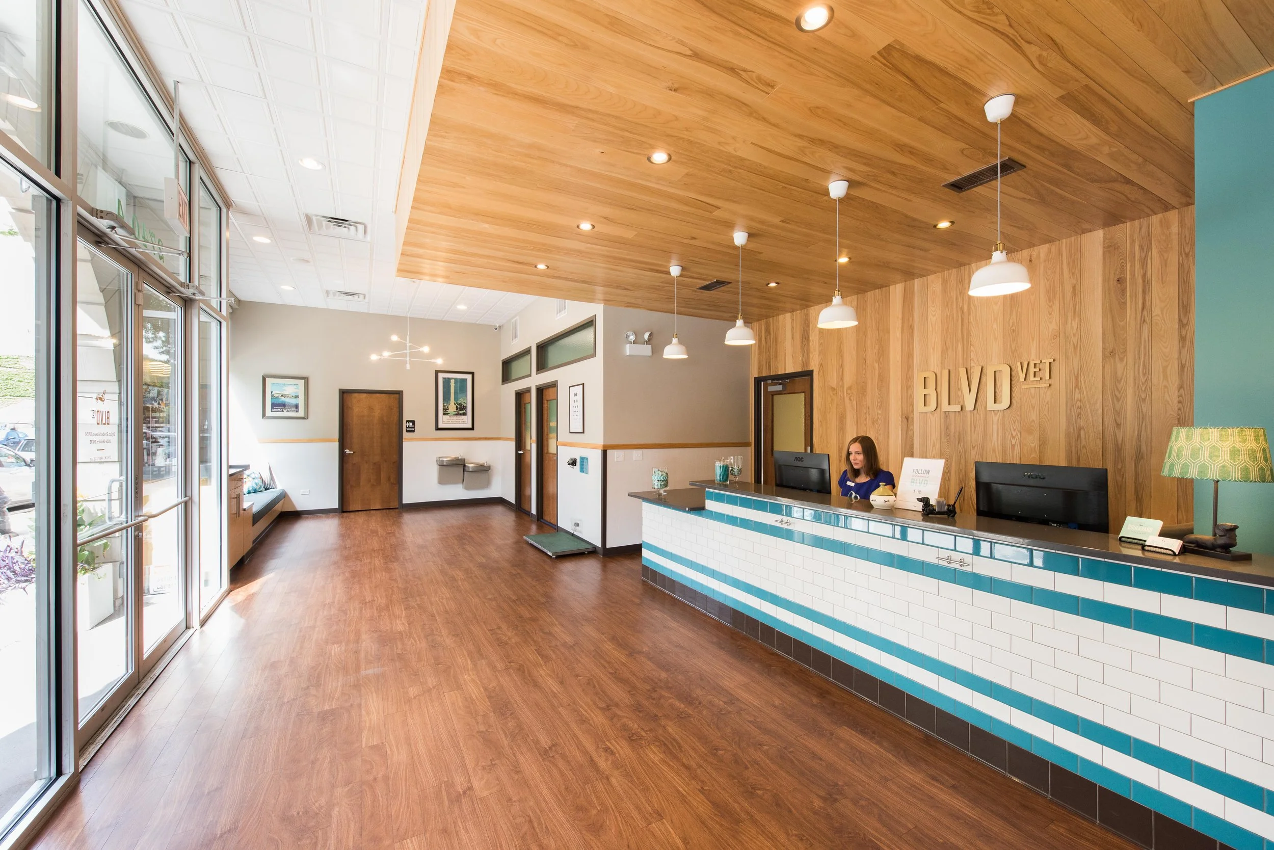 Lobby West 01.jpg