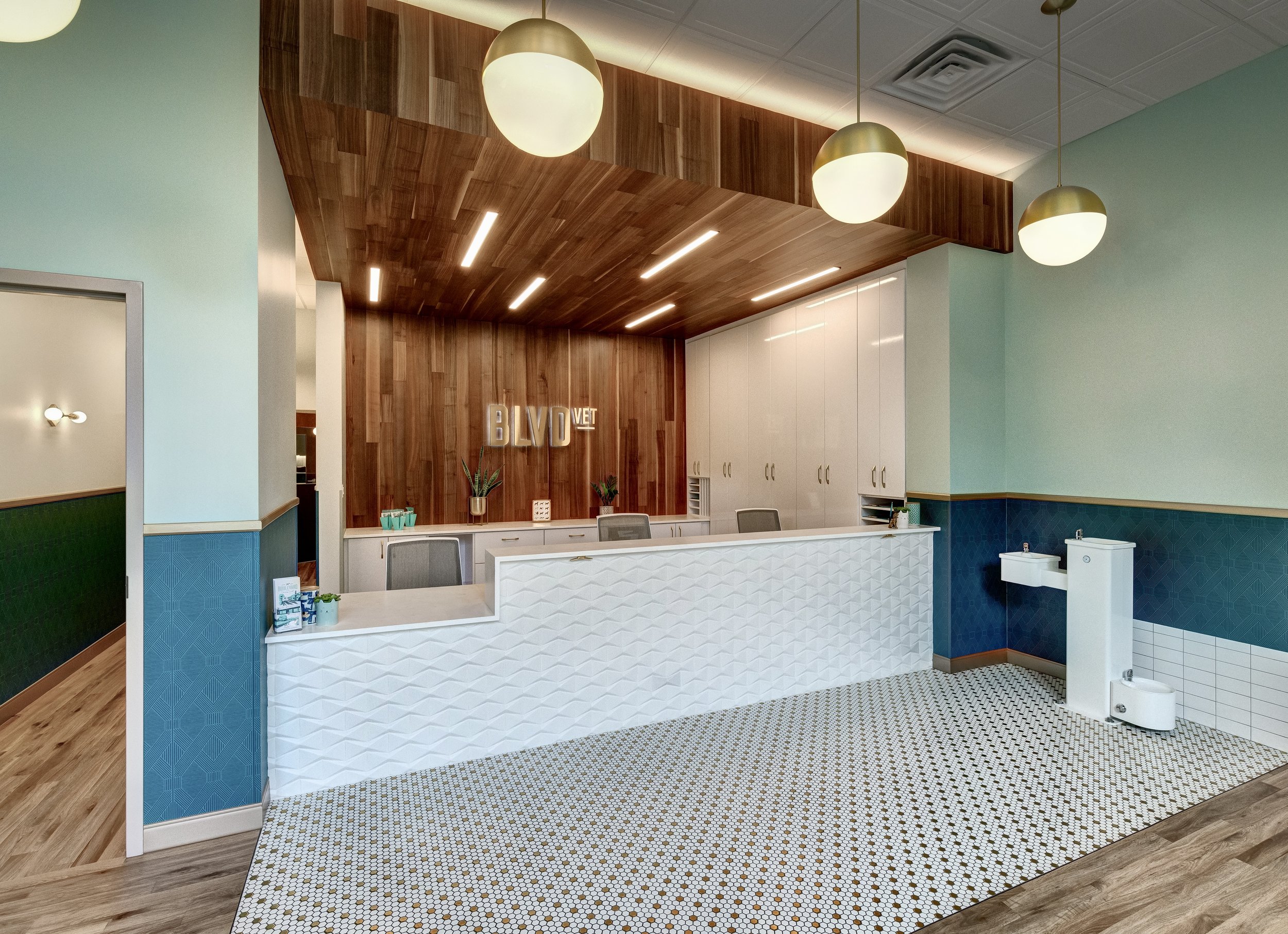 Ravenswood Lobby.jpg