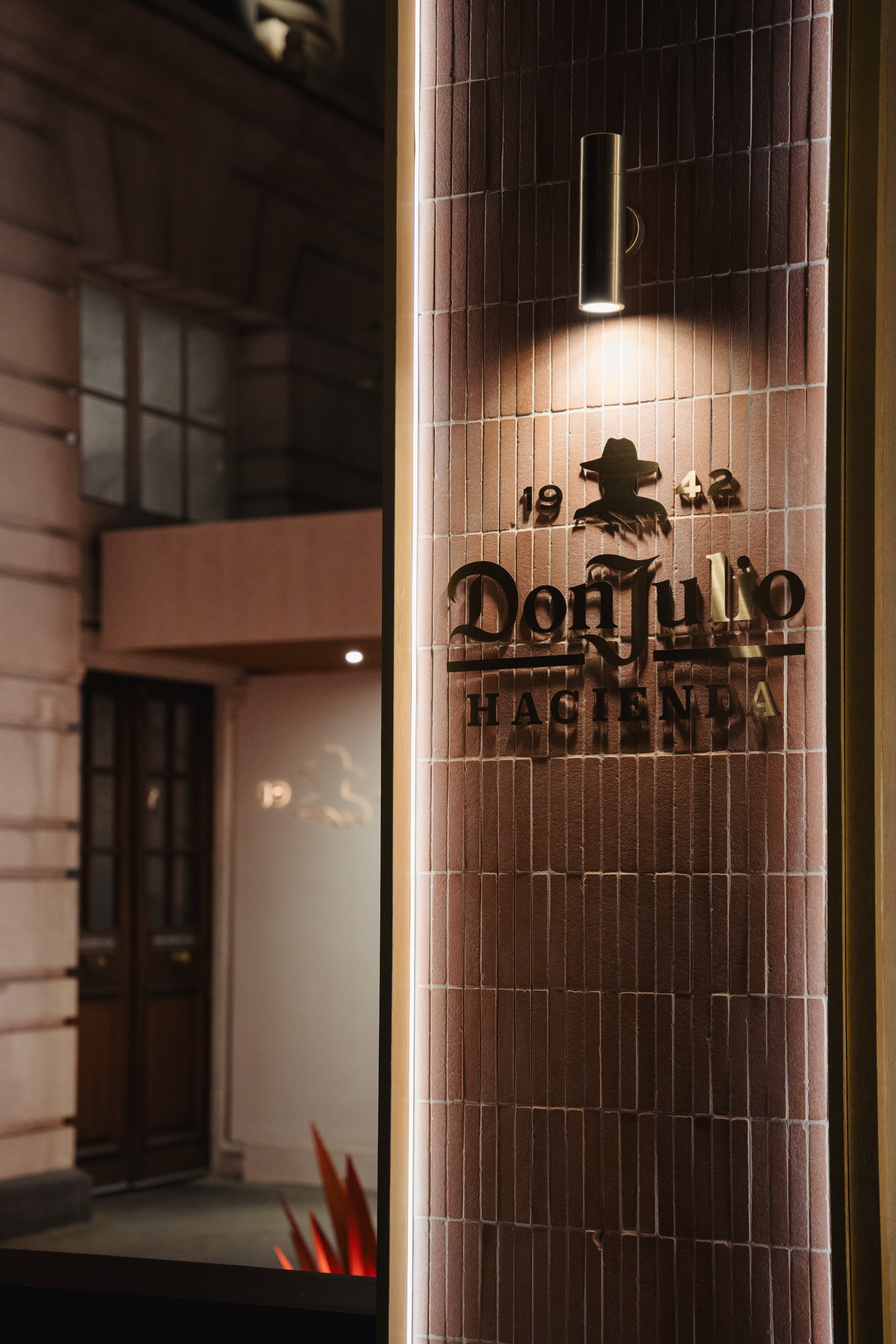 London Commercial photographer - DON JULIO x ROSEWOOD_eva-slusarek_06402.jpg