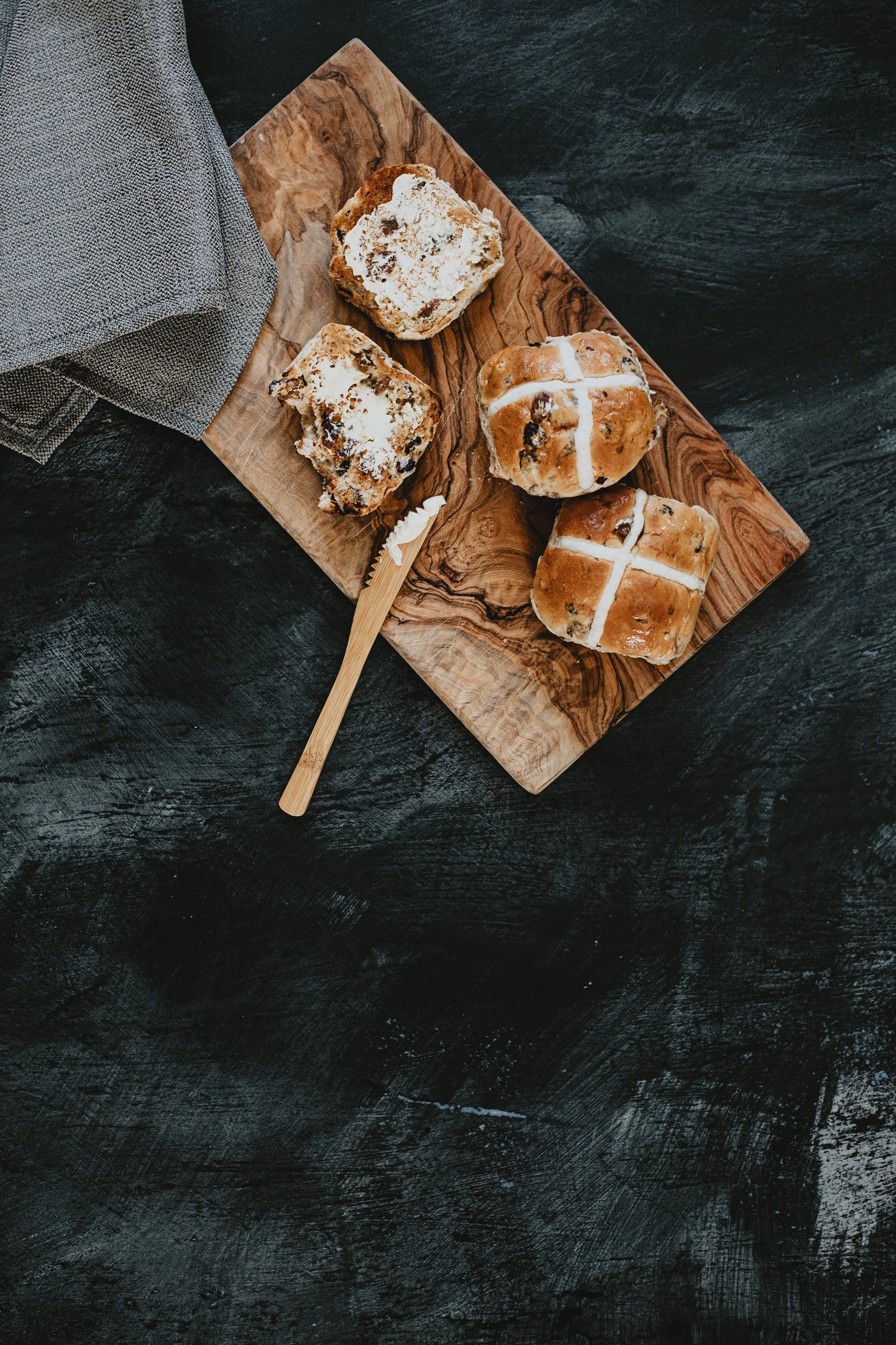 London_Food_Photographer_EvaSlusarek_Hot_Cross_Buns__10016.jpg