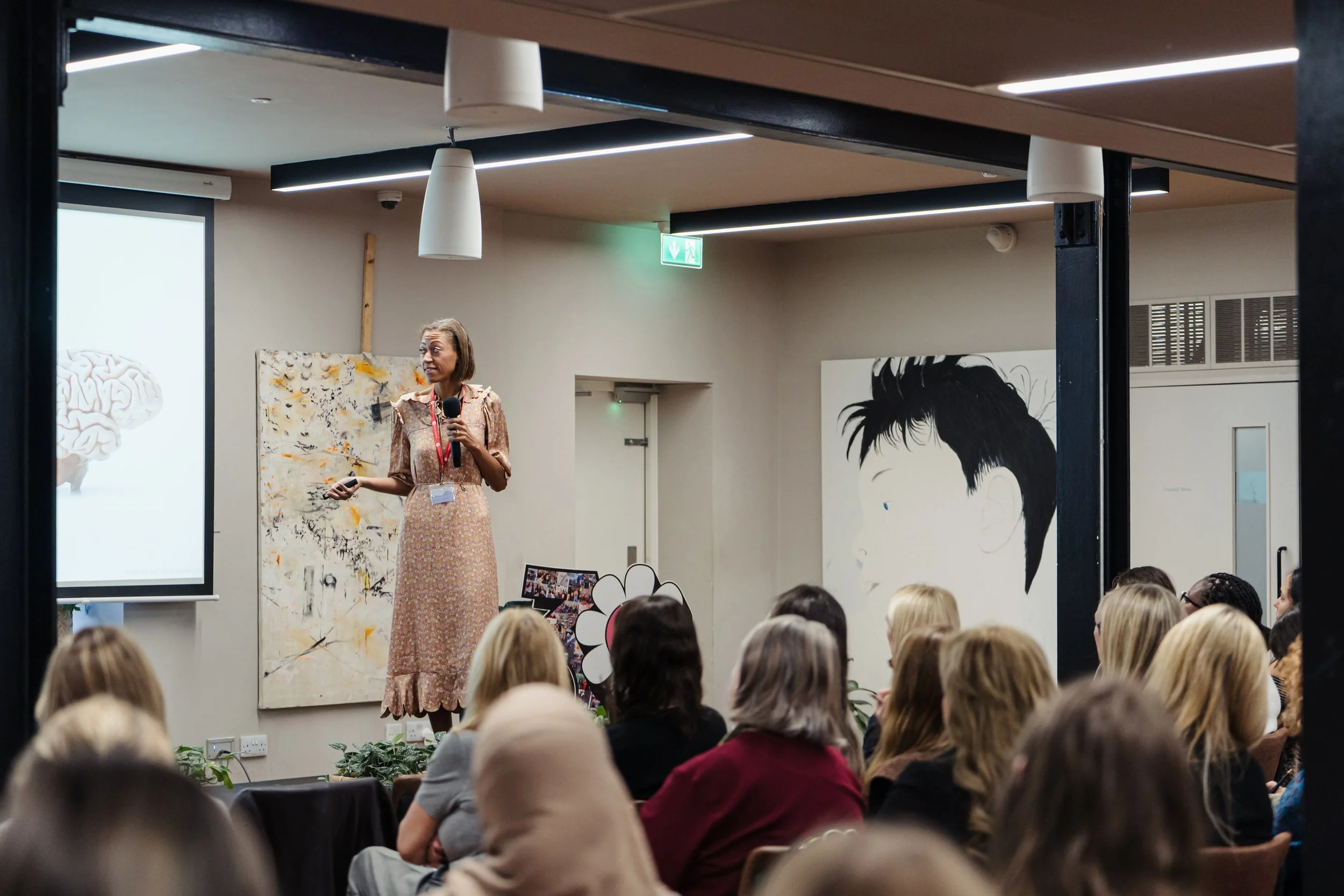 London Conference Photographer - London Event Photographer - DAISY DAY_04582_eva-slusarek.jpg