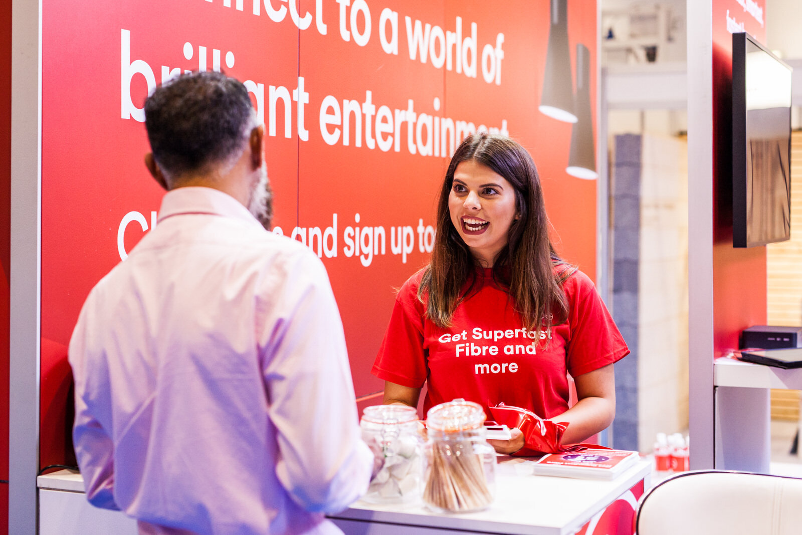 London_Commercial_Photographer_Eva_Slusarek_Virgin_Media_00004-small.jpg