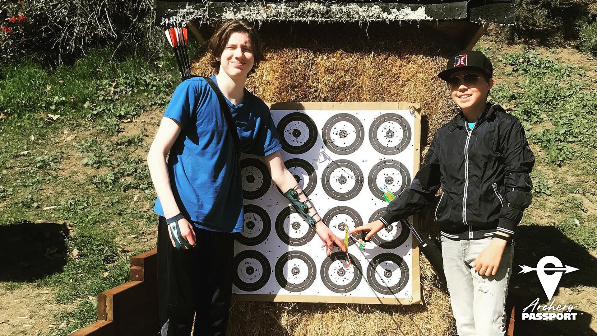 Youth shooting field archery (Copy) (Copy) (Copy)