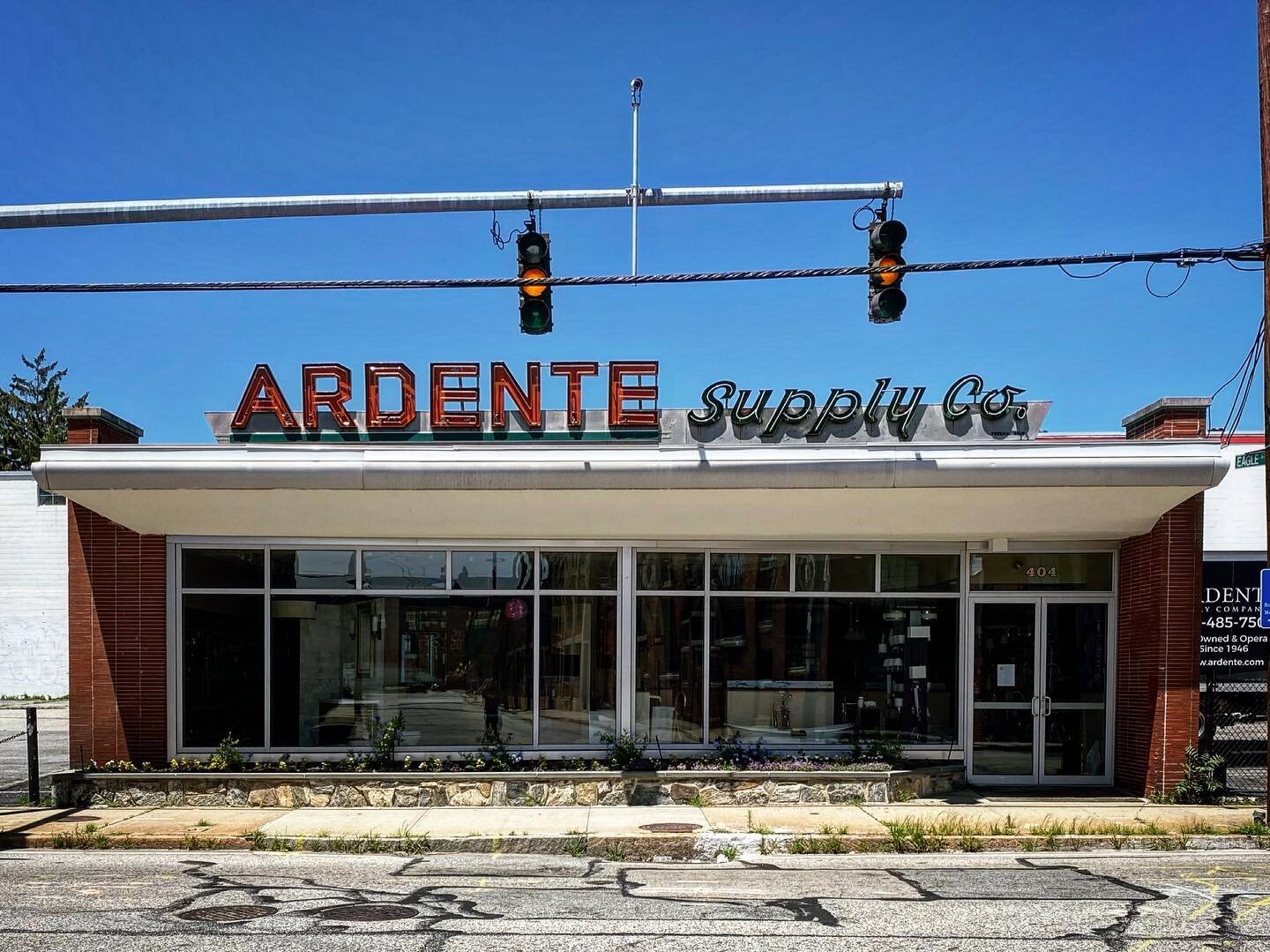 Driving north on Eagle Street just past the Woonasquatucket River in Providence, RI and the road ends, but it ends right at Ardente Supply Co. which has been here since 1946. And this place stopped me and had me struggling standing in the middle of a