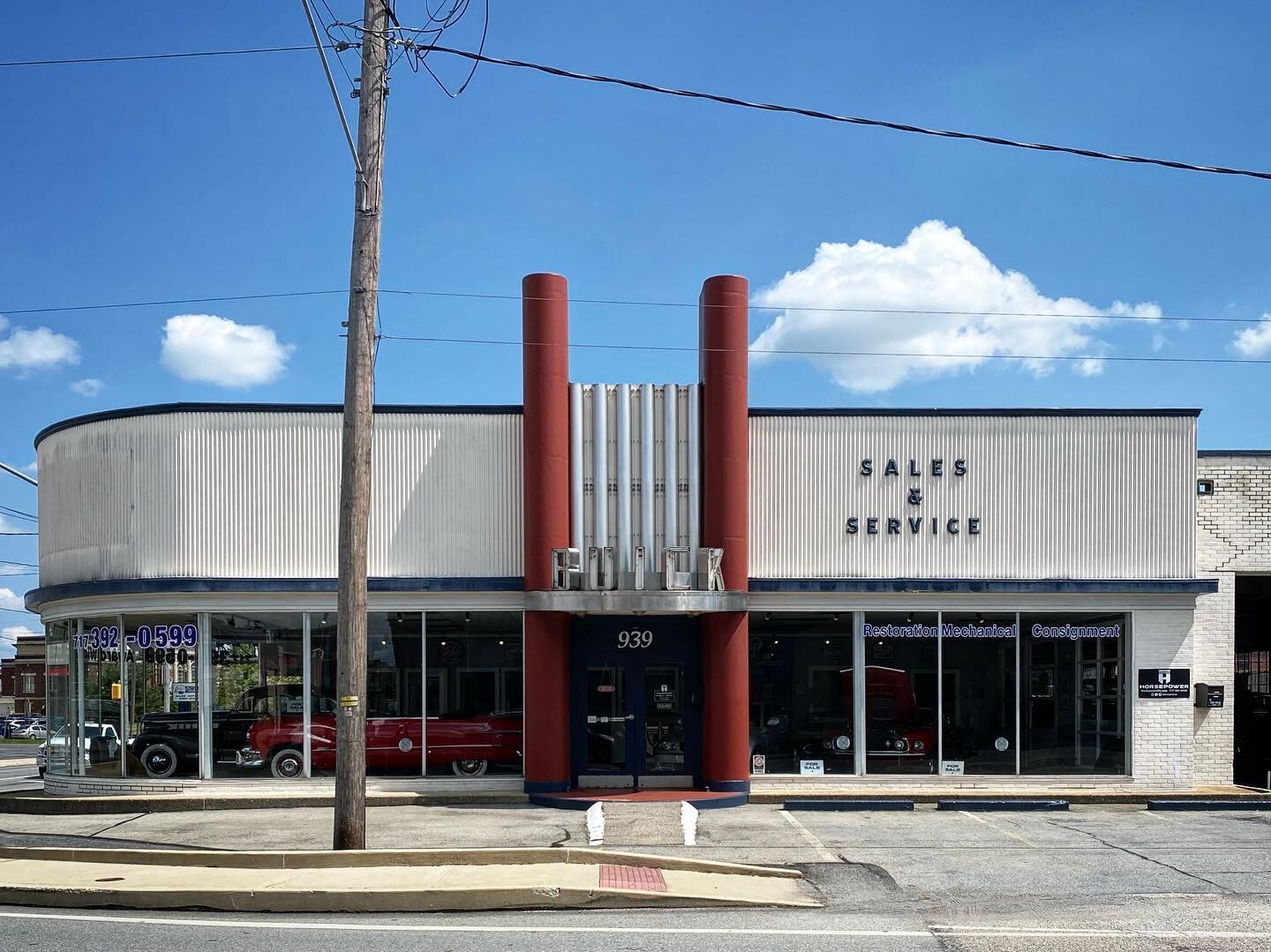 Here&rsquo;s the former Mohn Bros. Buick dealership in Lancaster, PA. This mid-century building hasn&rsquo;t changed much since the 1940&rsquo;s. It sits at the top of the city, looking as close to it did many decades ago. Today it is Horsepower Ente