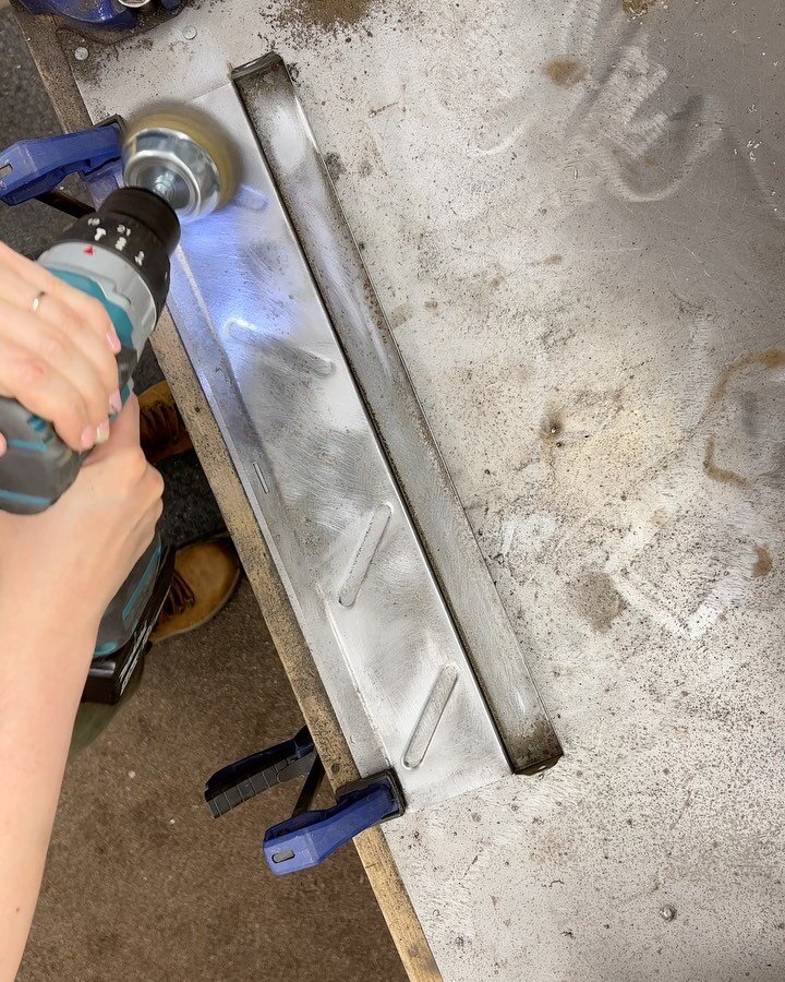 This week I&rsquo;ve barely made it into the workshop, but when I have I&rsquo;ve been working on restoring an old toolbox someone was throwing away. It&rsquo;s creating so much metal dust (see the last video) 😆 hope you&rsquo;ve had a fab week and 