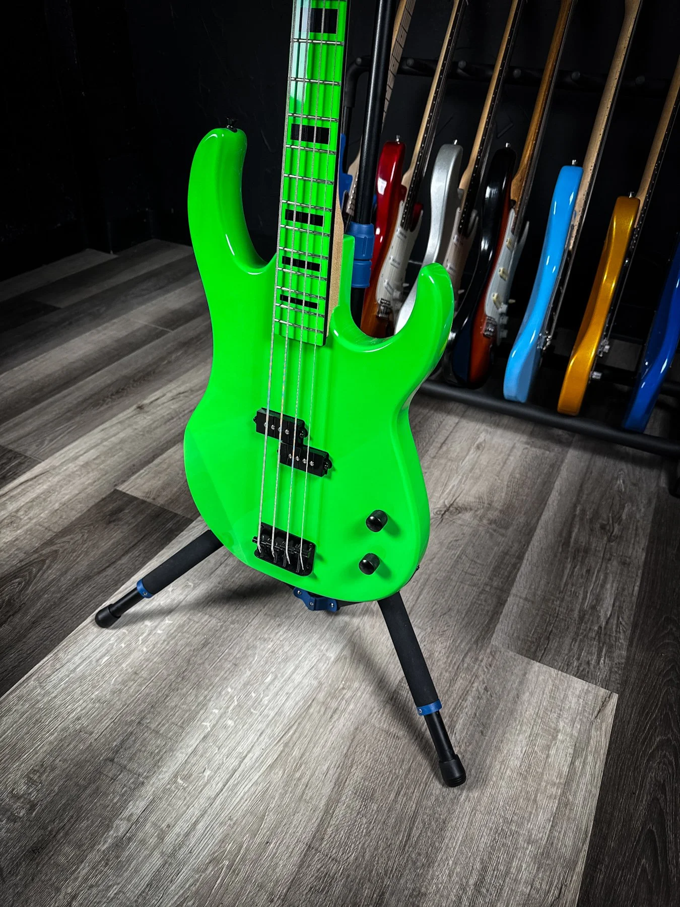 DEAN-CZBASS-NGRN-5.jpg