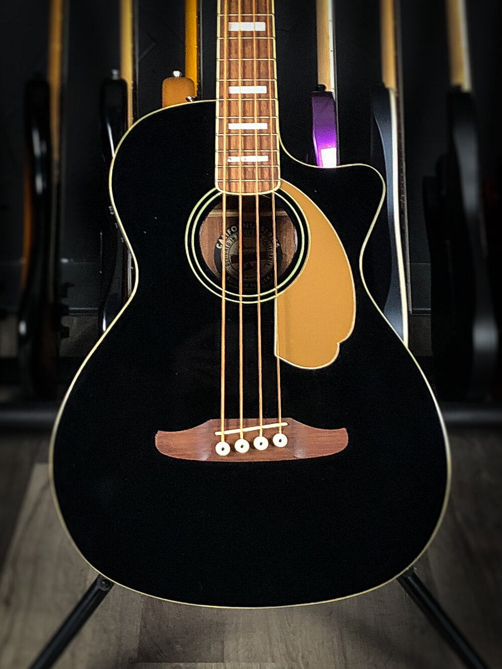 Fender Kingman V2 4-String Acoustic Bass, Gloss Black with Gig Bag