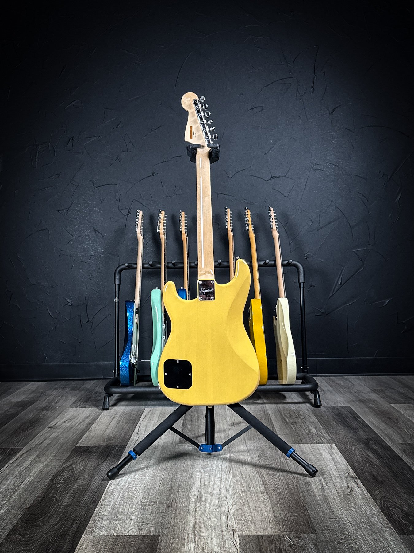 squier-03.jpg