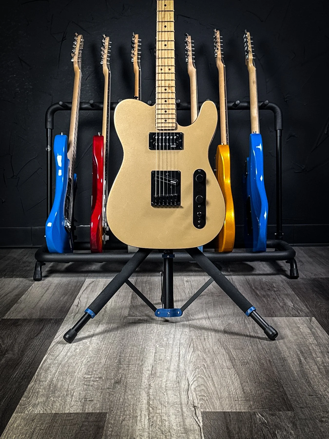 SQC-TELE-RH-SG-7.jpg
