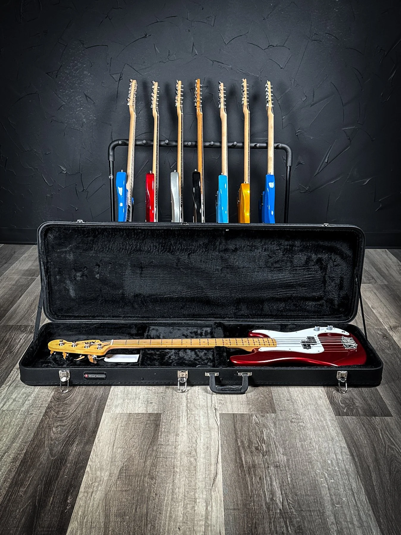 RR-RRDWB-BASSCASE-02.jpg